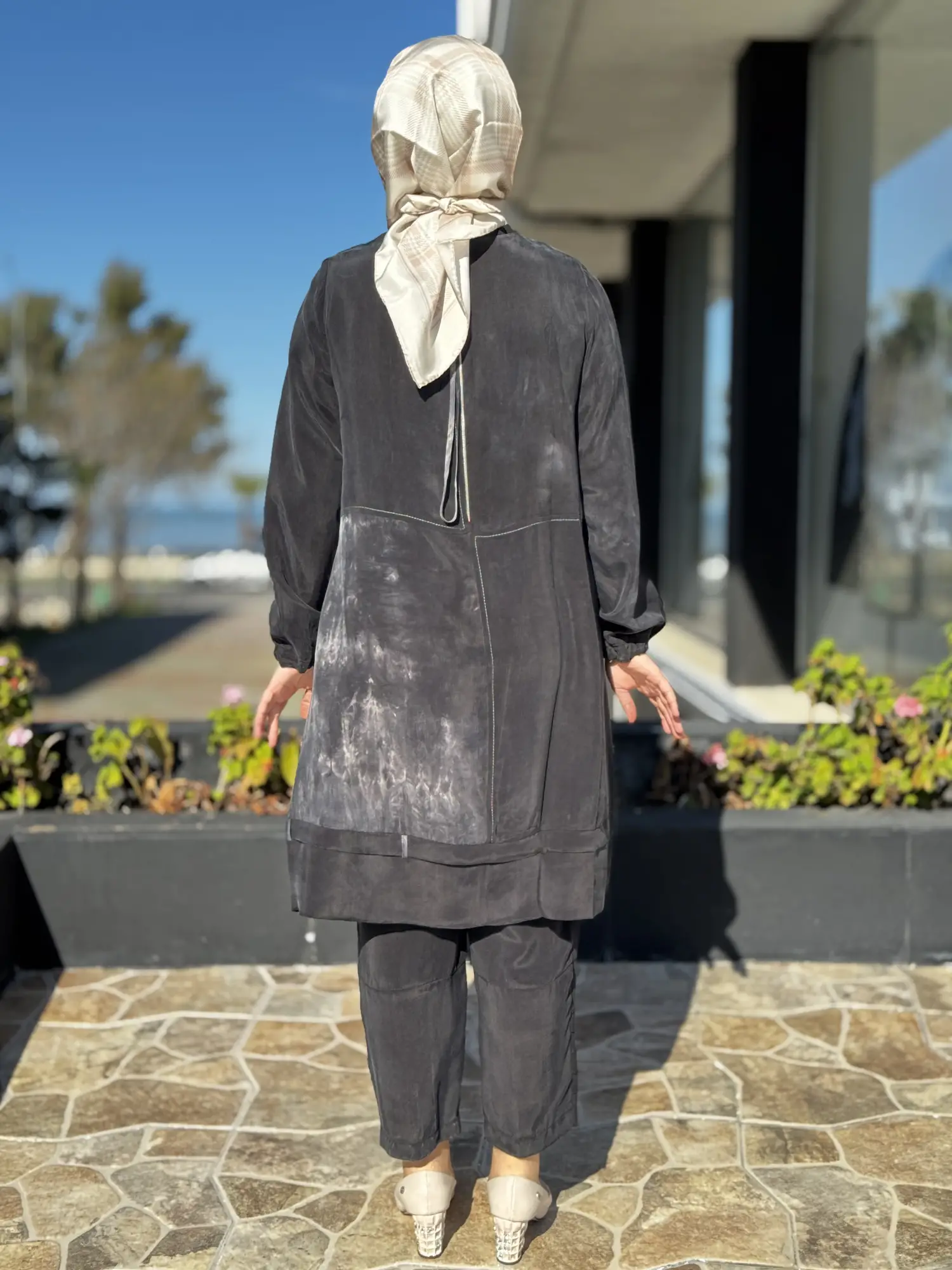 Misswhence Spor Dikiş Detaylı Batik Desenli Cupra İpek Tunik 39005