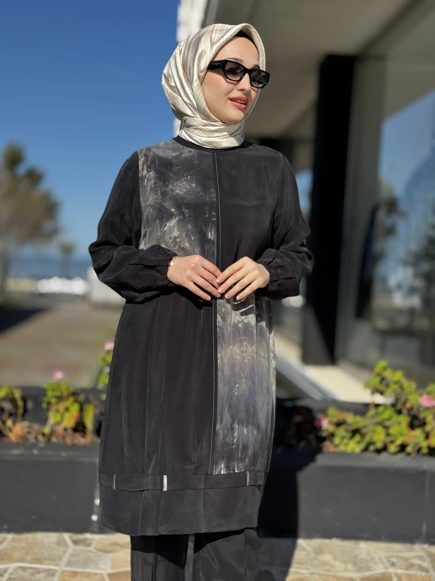 Misswhence Spor Dikiş Detaylı Batik Desenli Cupra İpek Tunik 39005