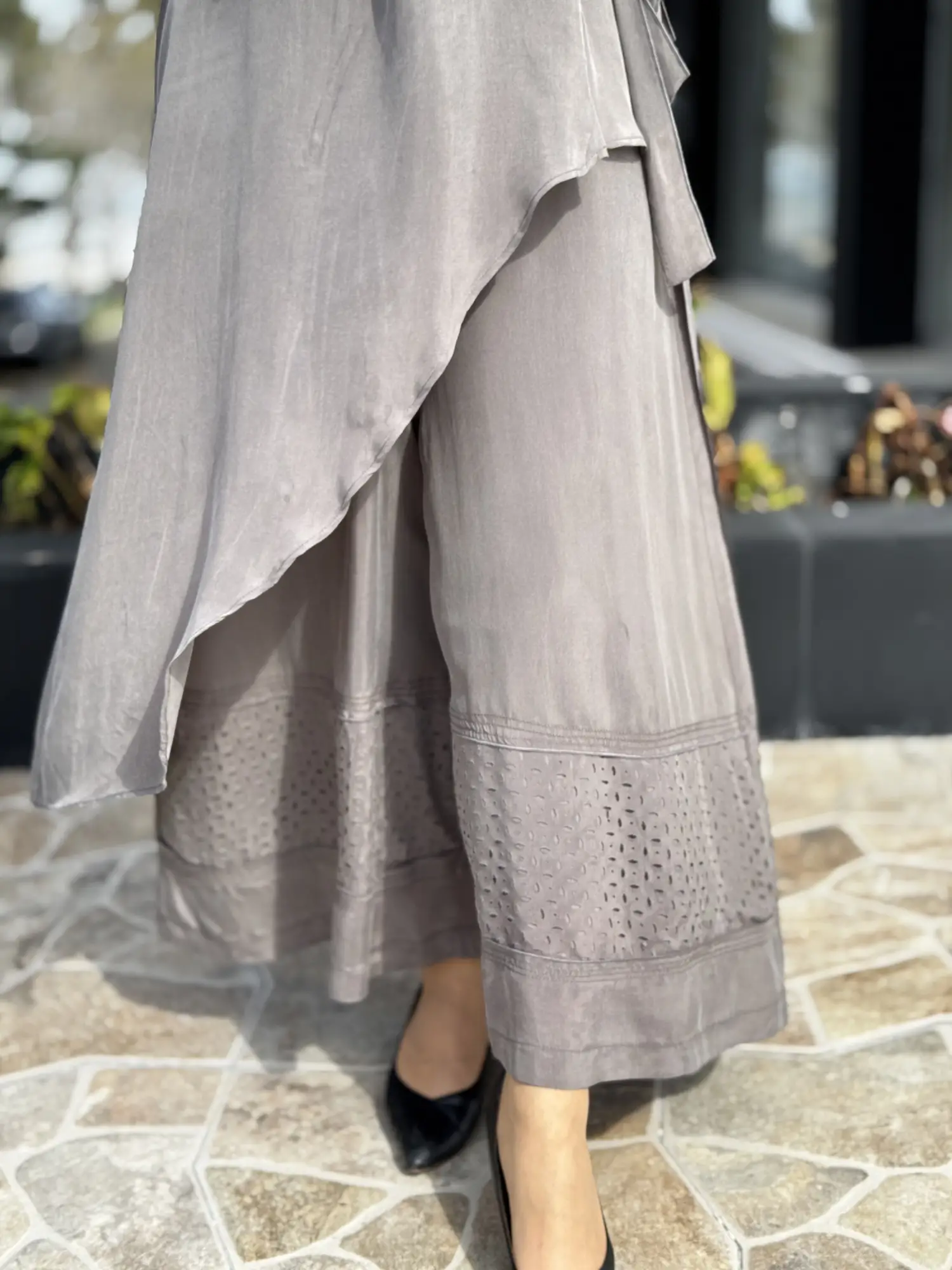 Misswhence Lazer Kesim Detaylı Asimetrik Cupra İpek Tunik Pantolon Takım 39003