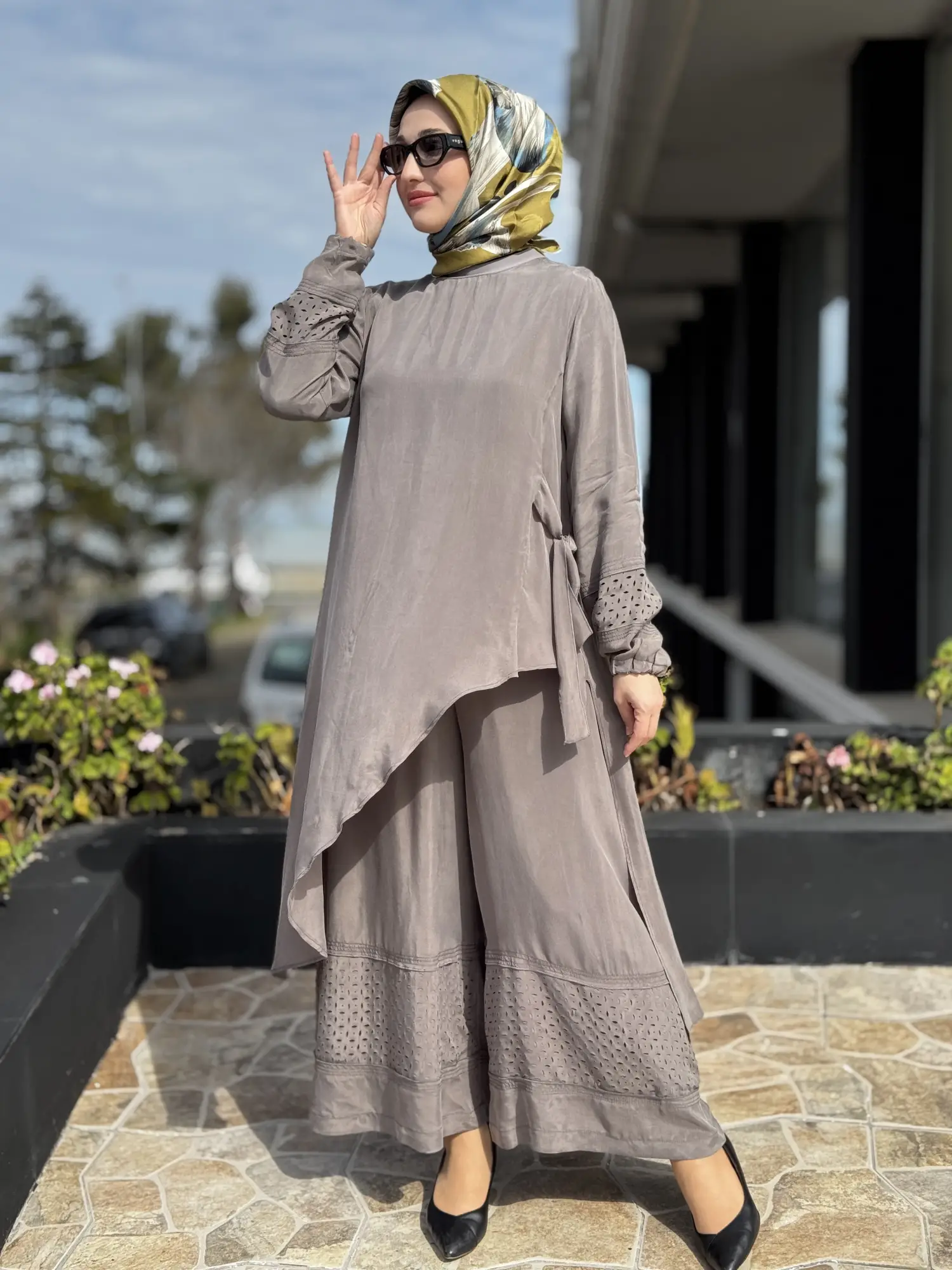 Misswhence Lazer Kesim Detaylı Asimetrik Cupra İpek Tunik Pantolon Takım 39003