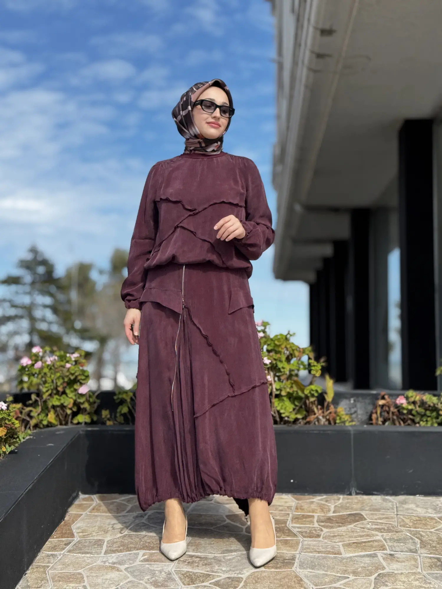 Misswhence Büzgü ve Fermuar Detaylı Cupra İpek Etek Bluz Takım 39020