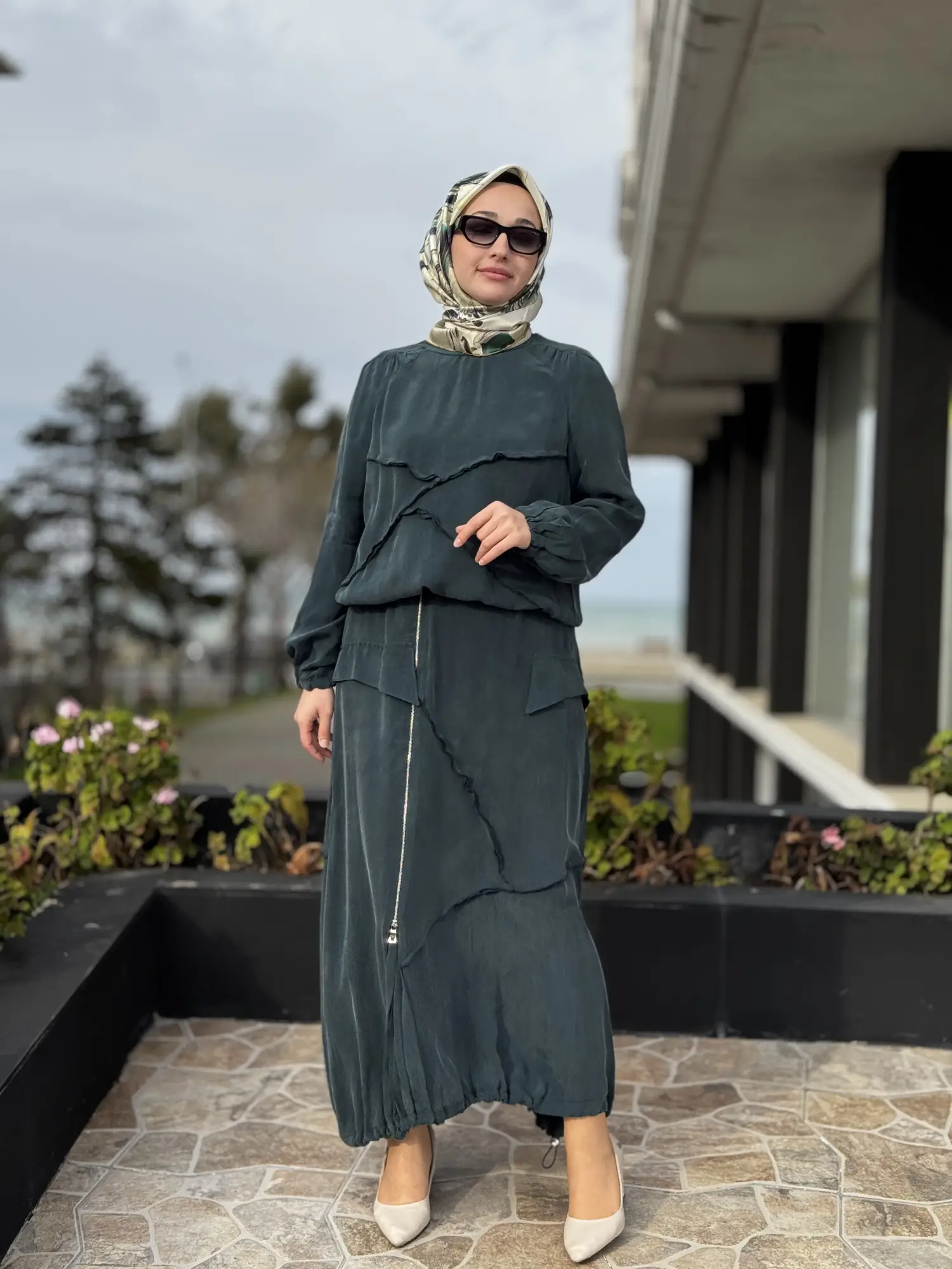 Misswhence Büzgü ve Fermuar Detaylı Cupra İpek Etek Bluz Takım 39020