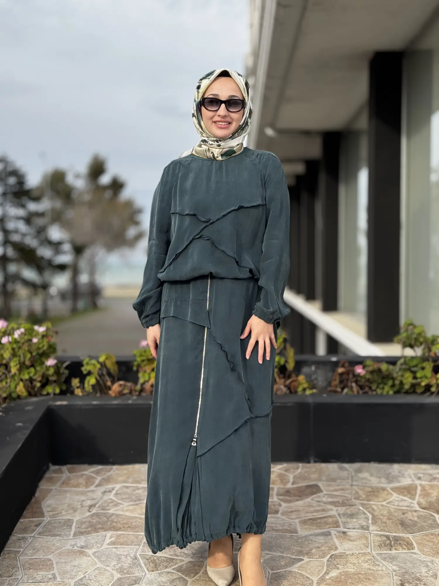 Misswhence Büzgü ve Fermuar Detaylı Cupra İpek Etek Bluz Takım 39020