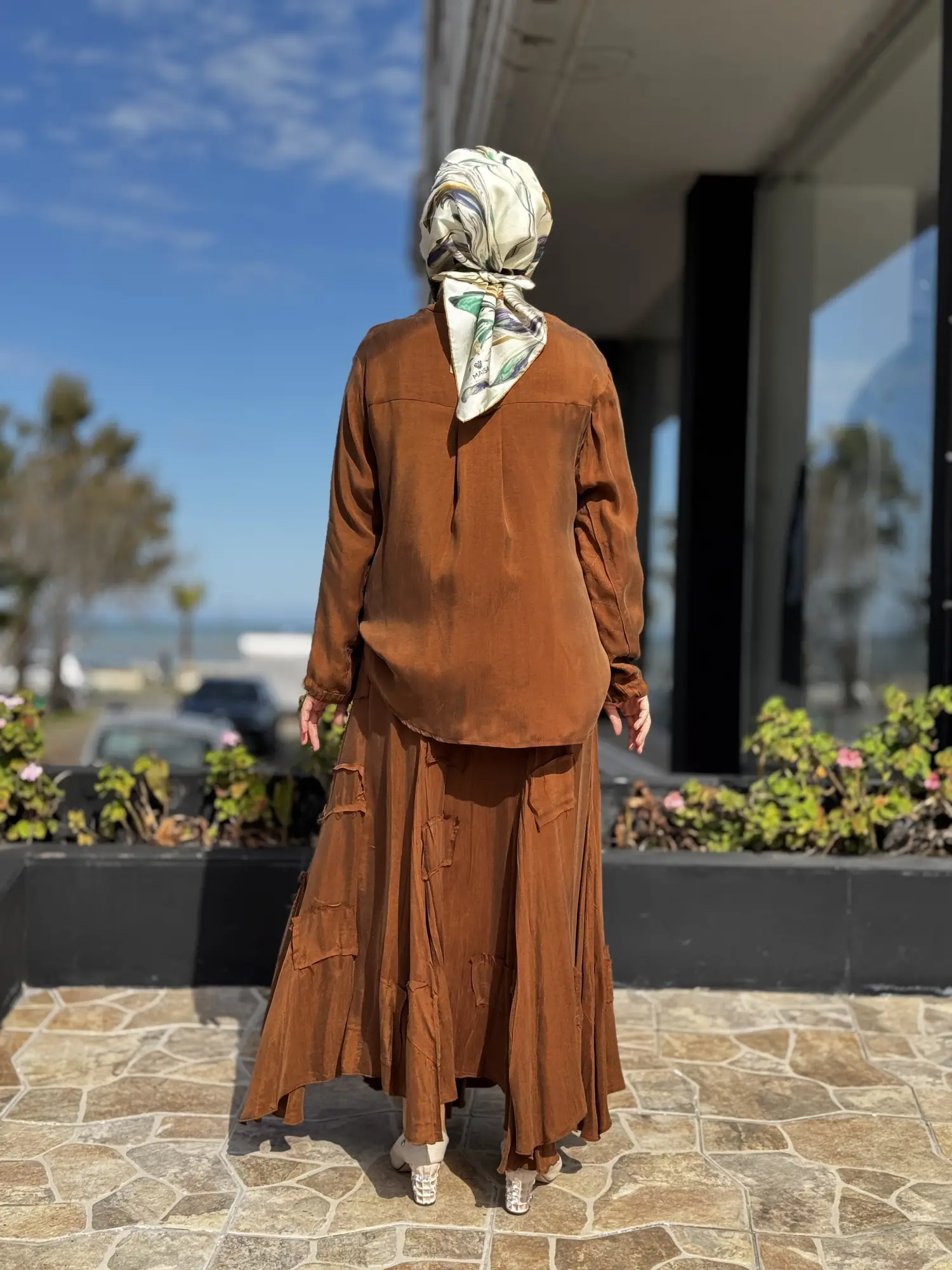 Misswhence Parça Kumaş Kombinli Cupra İpek Gömlek Etek Takım 39304