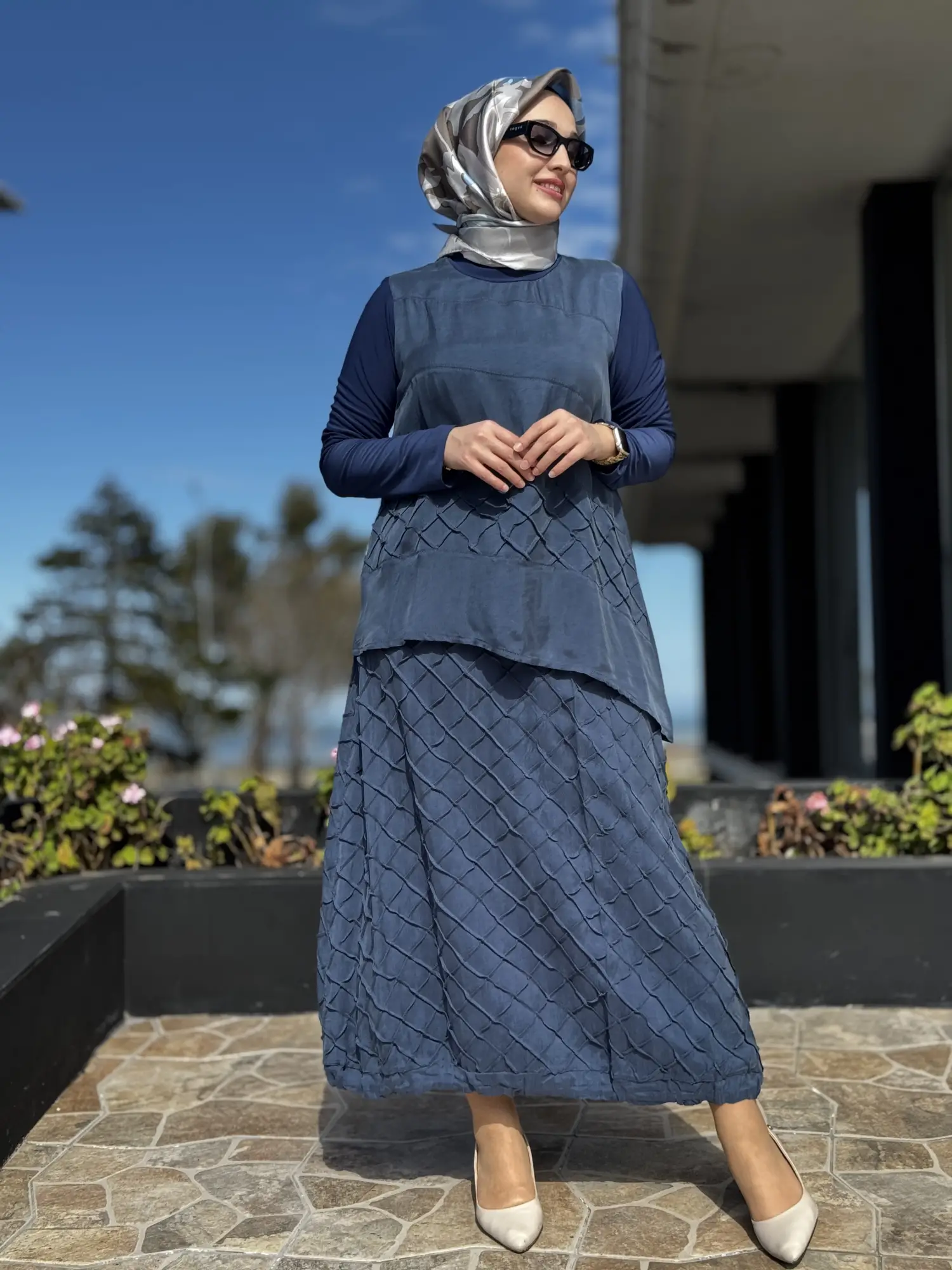 Misswhence Üç Boyutlu Dikiş Detaylı Cupra İpek Etek Bluz Takım 39002