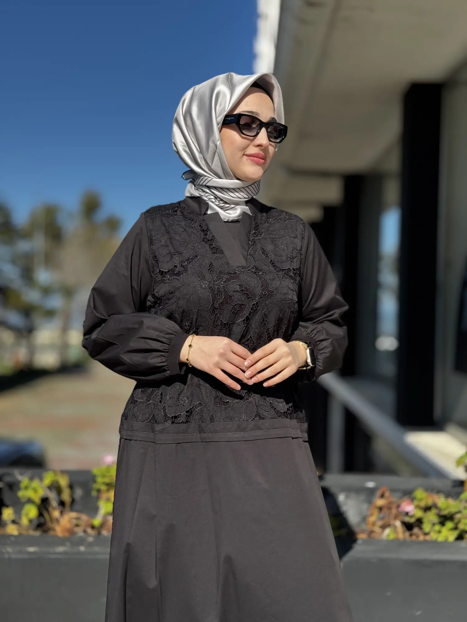 Misswhence Güpür Detaylı V Yaka Elbise 39803