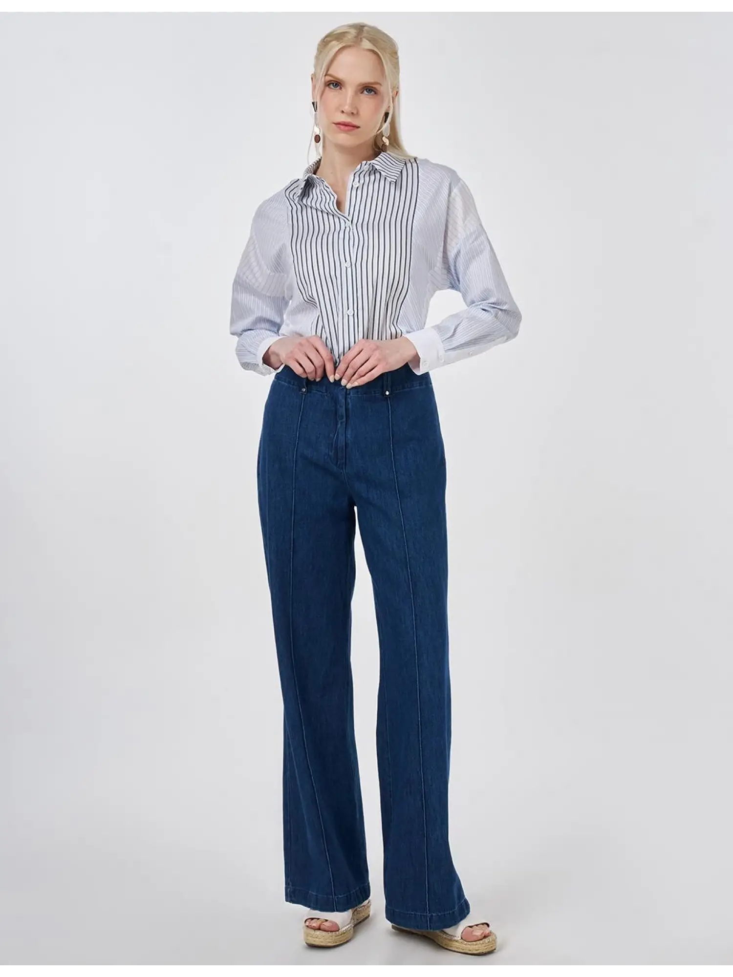 Kayra Nervür Detaylı Bol Paça Kot Pantolon KA79003