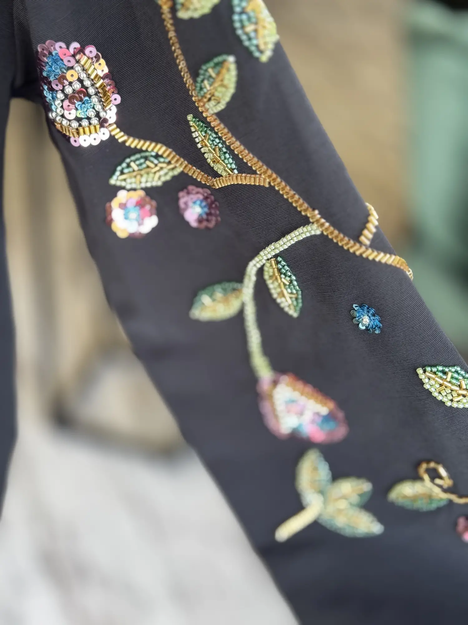 Ghisa Boncuk İşleme Detaylı Ceket 3365