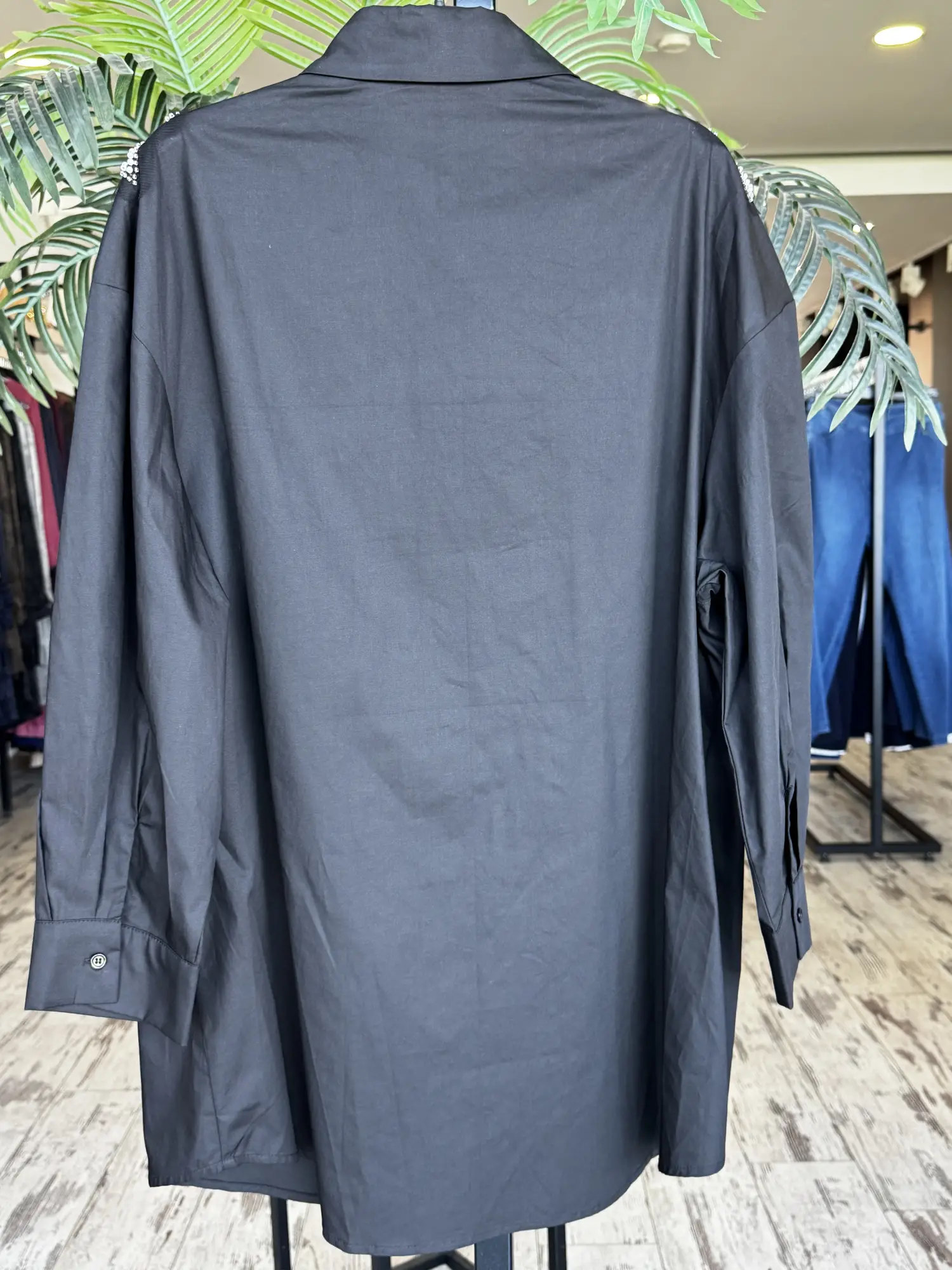 Kayra Boncuk ve Payet Detaylı Poplin Gömlek KA21046