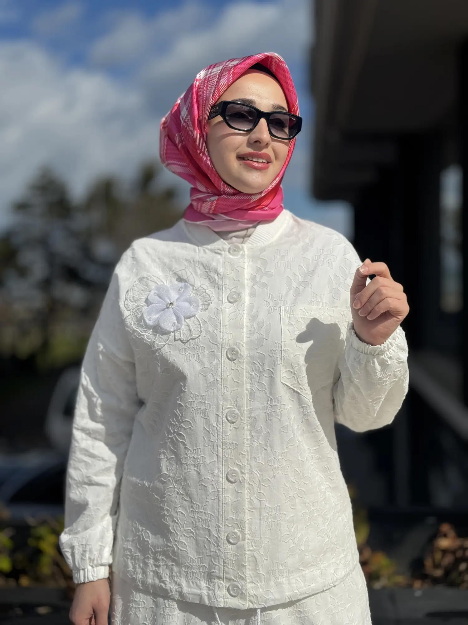 Kayra Kabartma Desenli Naturel Ceket Etek Takım KA16009