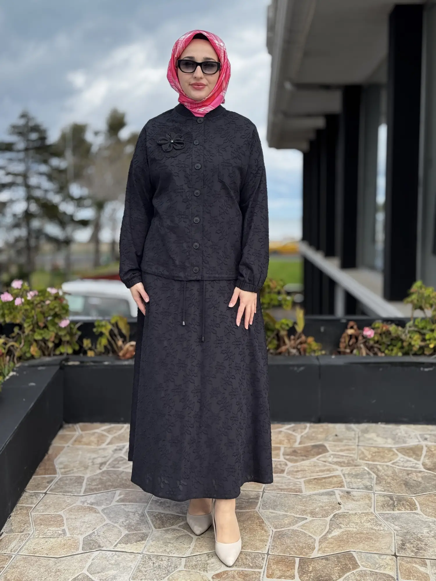 Kayra Kabartma Desenli Naturel Ceket Etek Takım KA16009