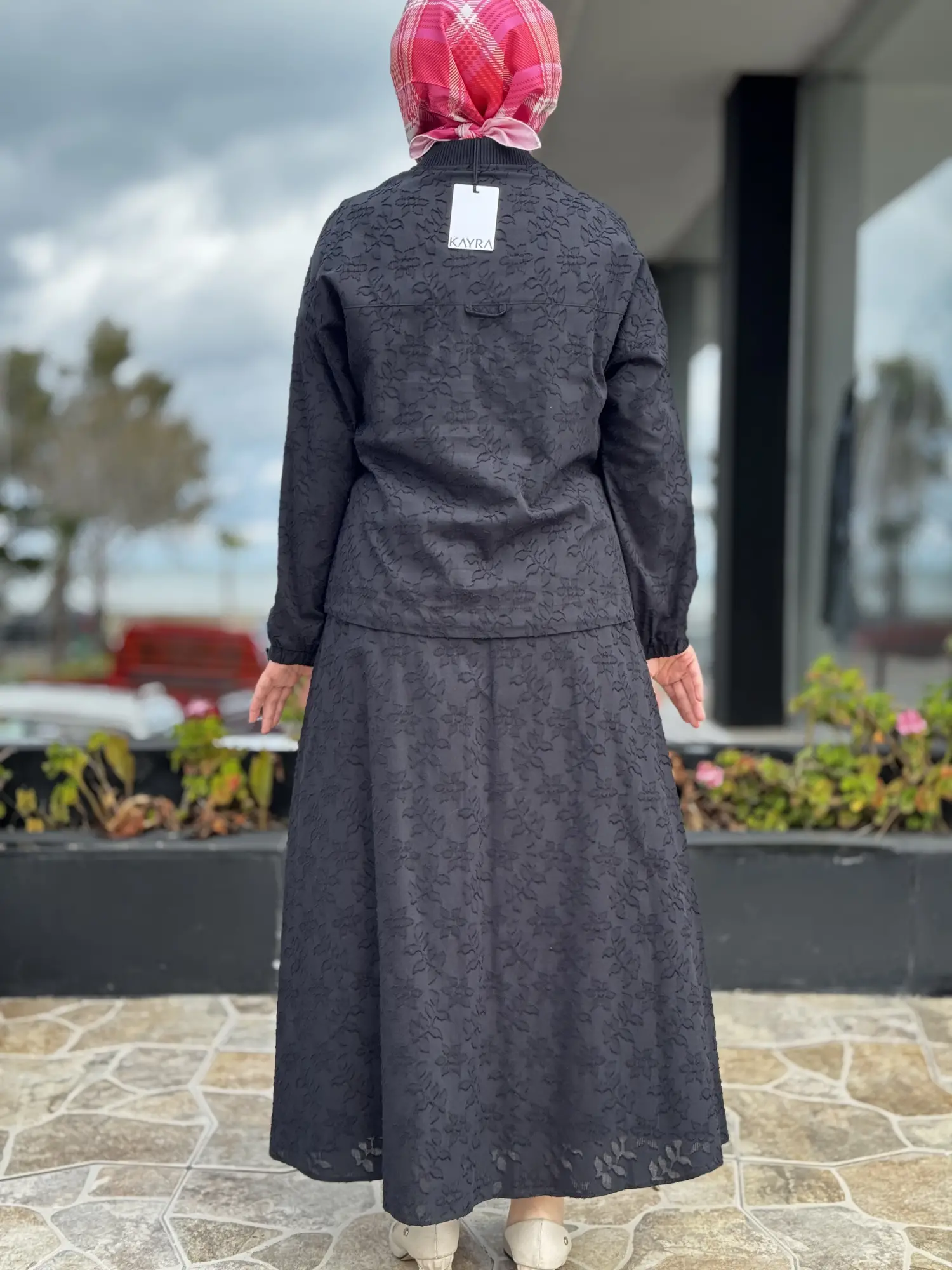 Kayra Kabartma Desenli Naturel Ceket Etek Takım KA16009