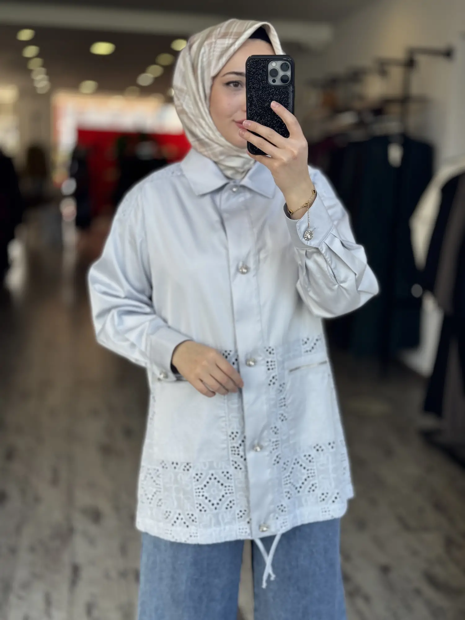 Kayra Dantel Detaylı Gömlek Yaka Düğmeli Ceket KA13043