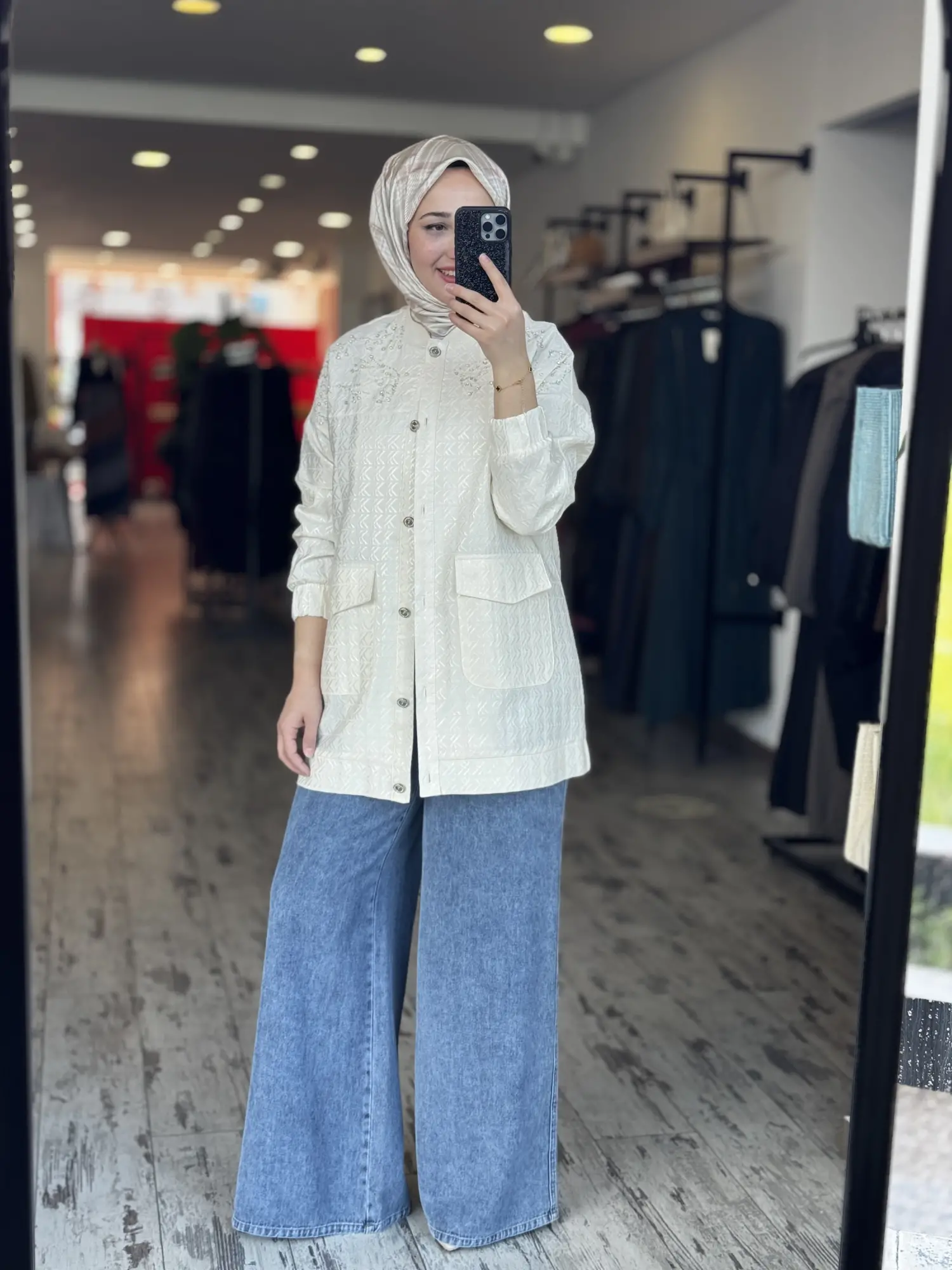 Kayra Taş Detaylı Jakarlı Düğmeli Şık Ceket KA13012