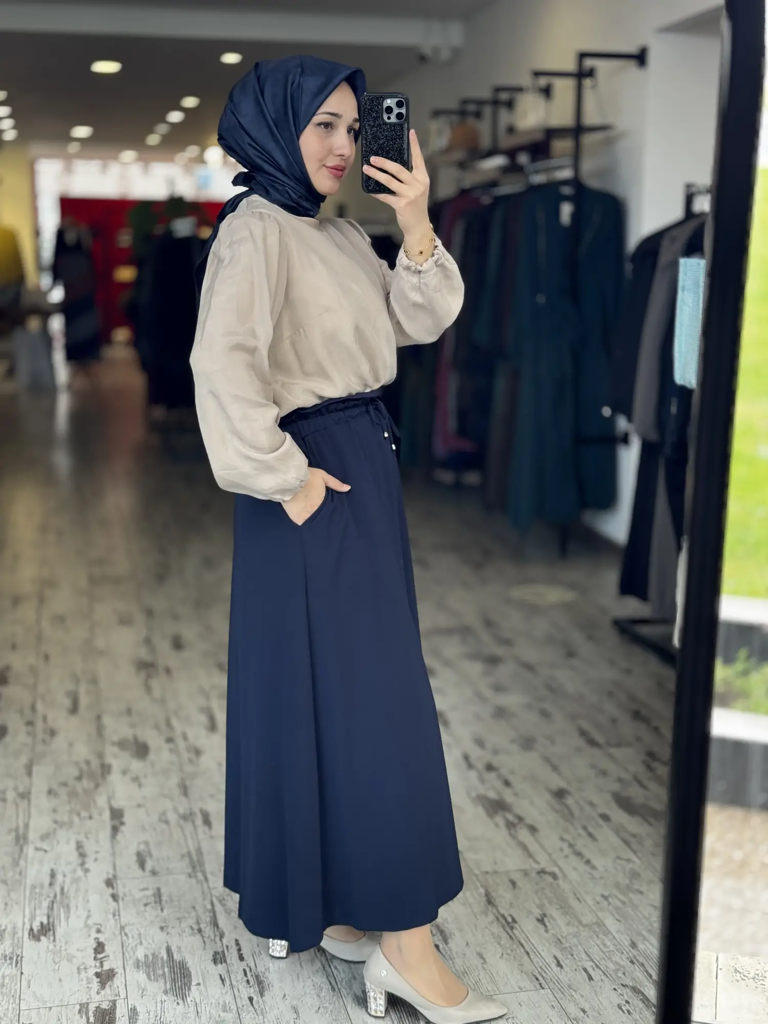 Kayra Beli Büzgü Detaylı Modal Cepli Etek KA12022