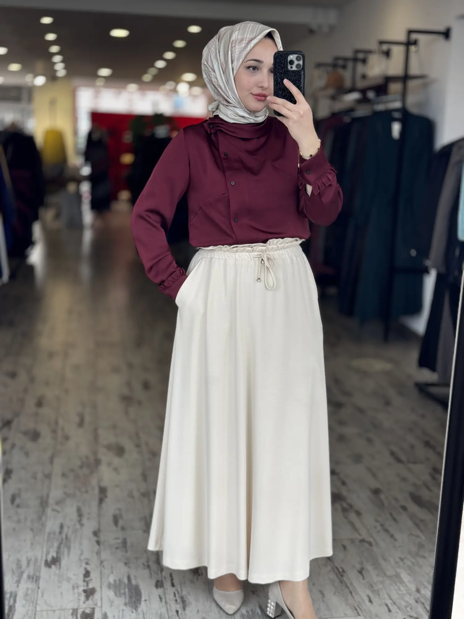 Kayra Beli Büzgü Detaylı Modal Cepli Etek KA12022