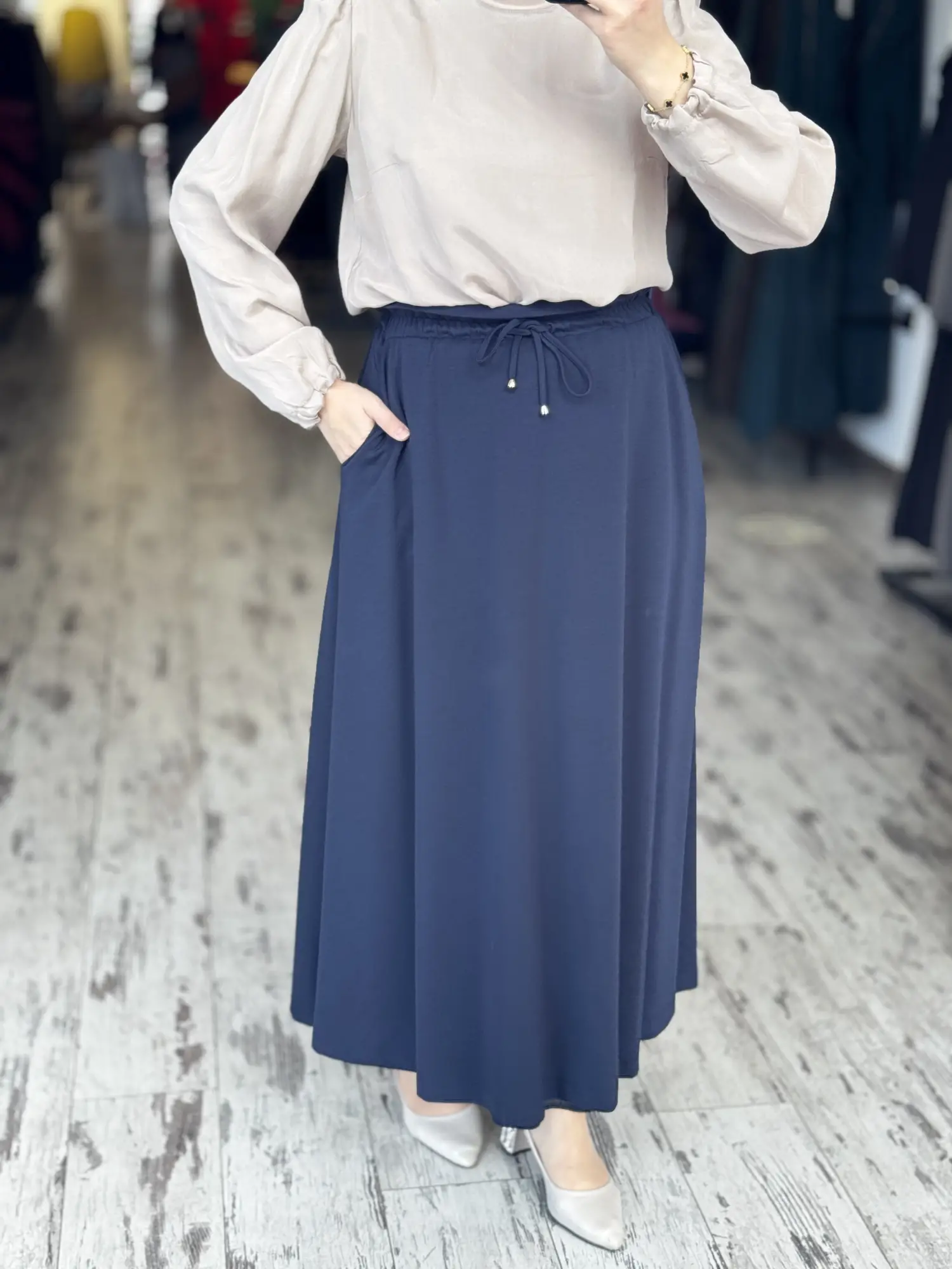 Kayra Beli Büzgü Detaylı Modal Cepli Etek KA12022