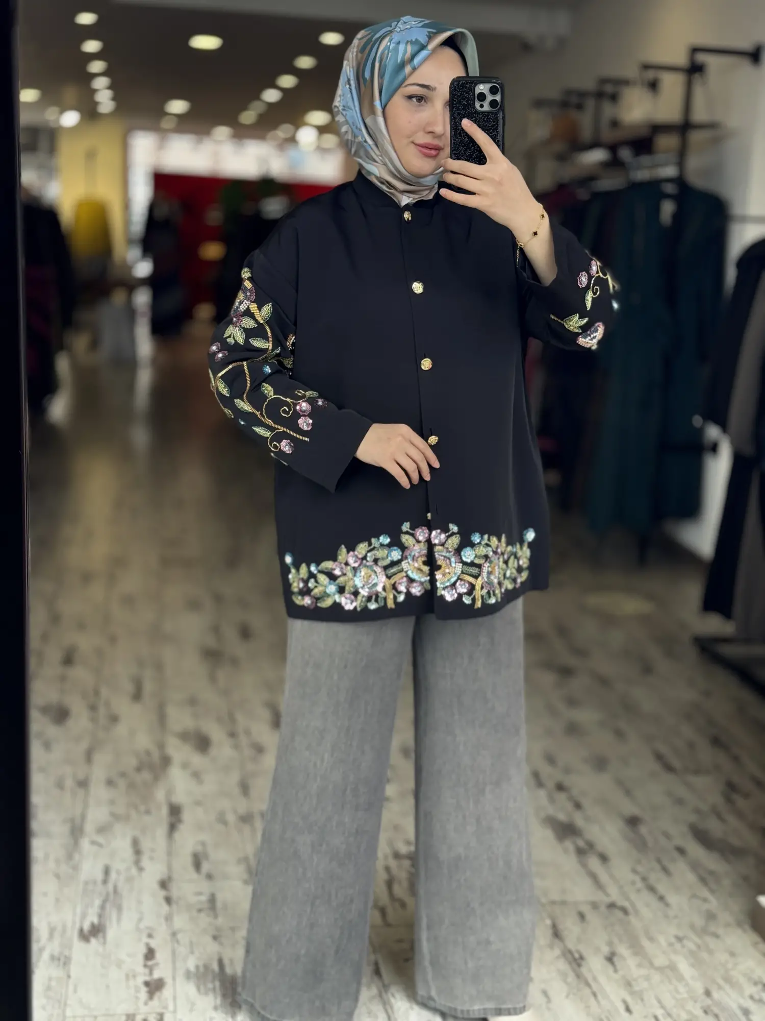 Ghisa Boncuk İşleme Detaylı Ceket 3365