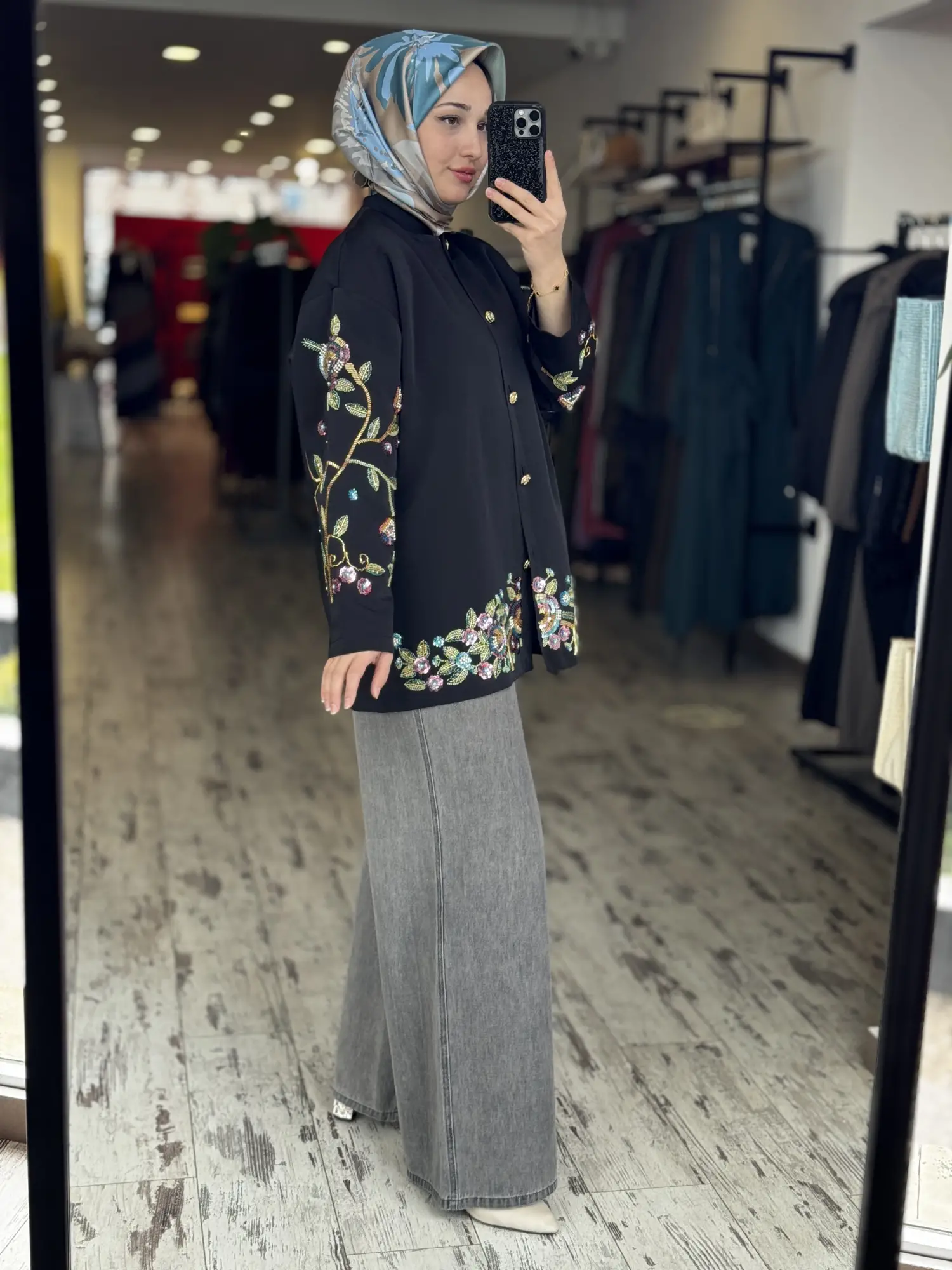 Ghisa Boncuk İşleme Detaylı Ceket 3365