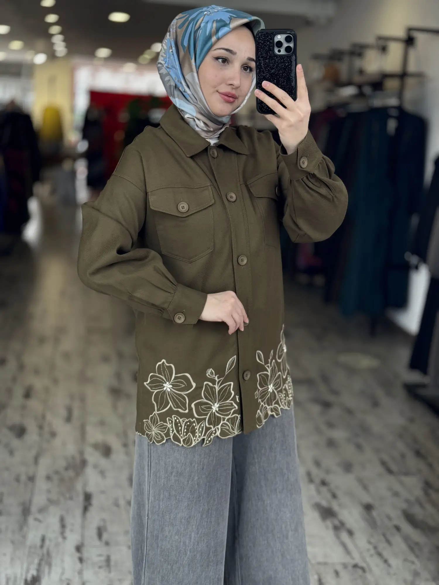 Kayra Etek Ucu Nakış ve Çiçek Detaylı Ceket KA73019