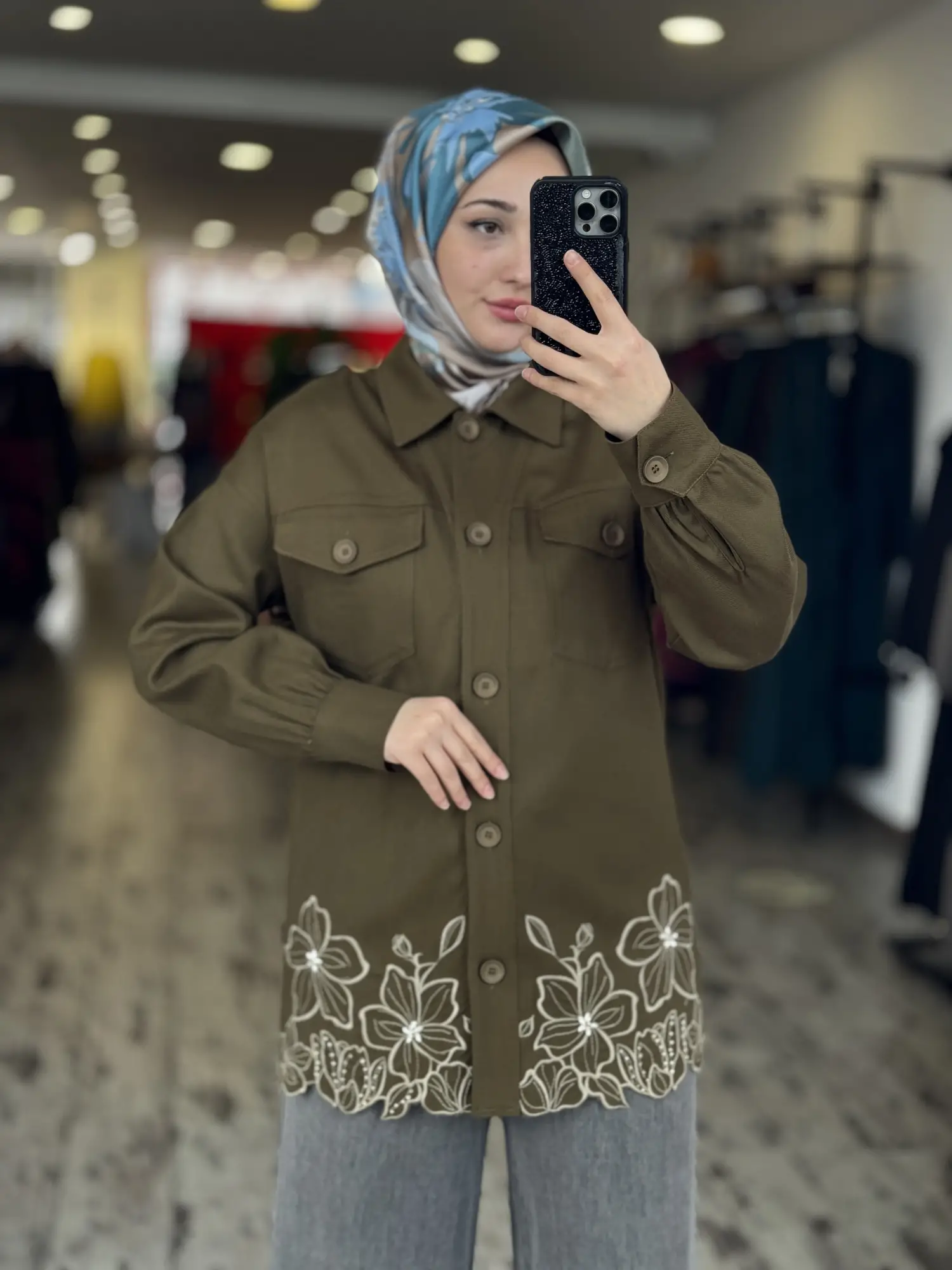 Kayra Etek Ucu Nakış ve Çiçek Detaylı Ceket KA73019