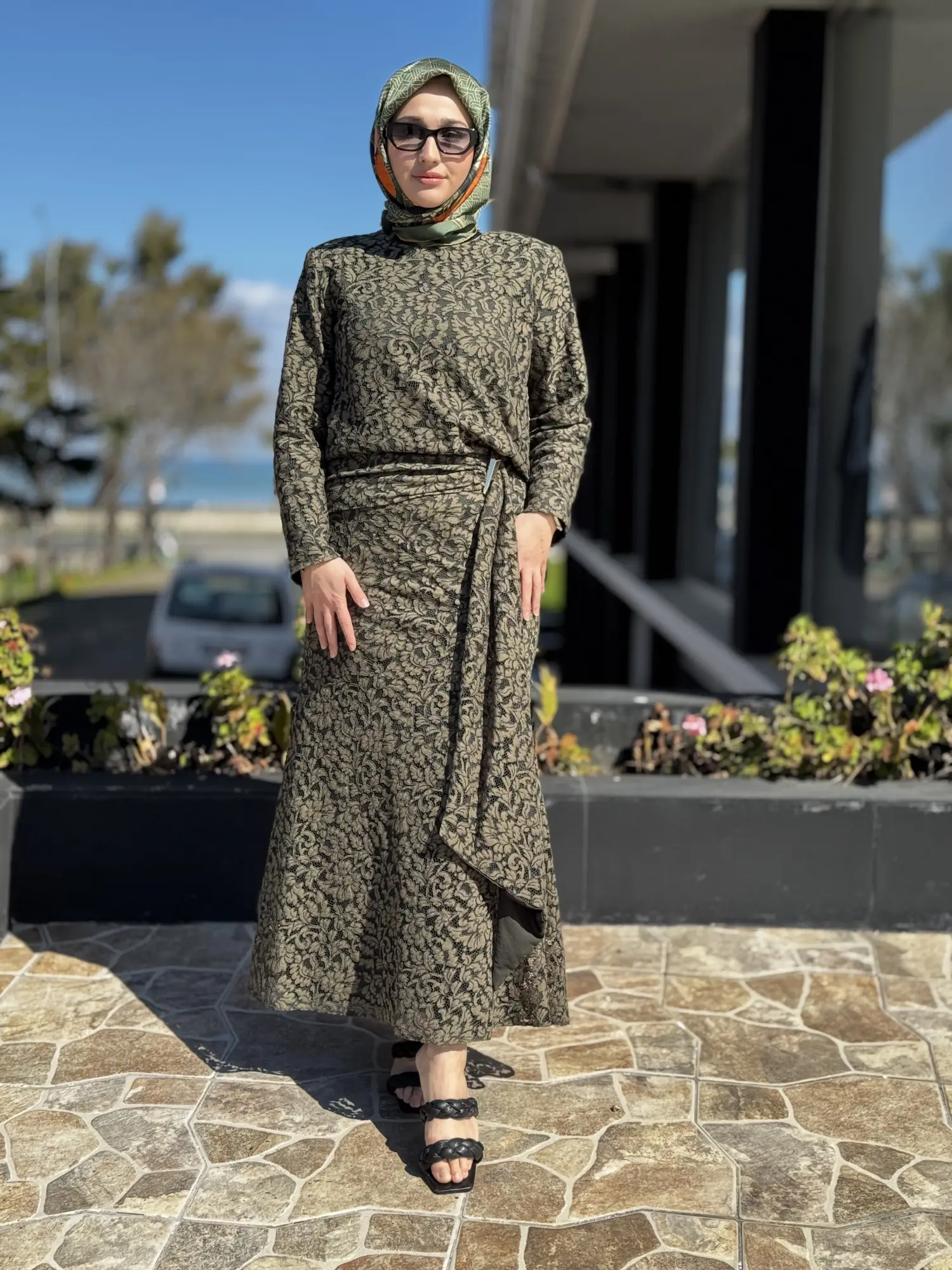 Vuu Aller Parçalı Dantelli Etek Bluz Takım