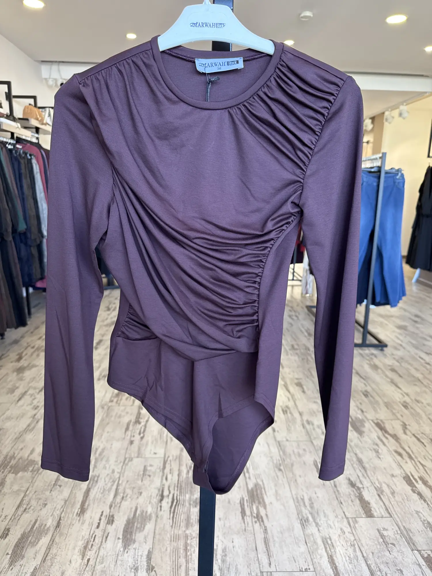 Almarwah Önü Drapeli Çıtçıtlı İç Bluz 102249