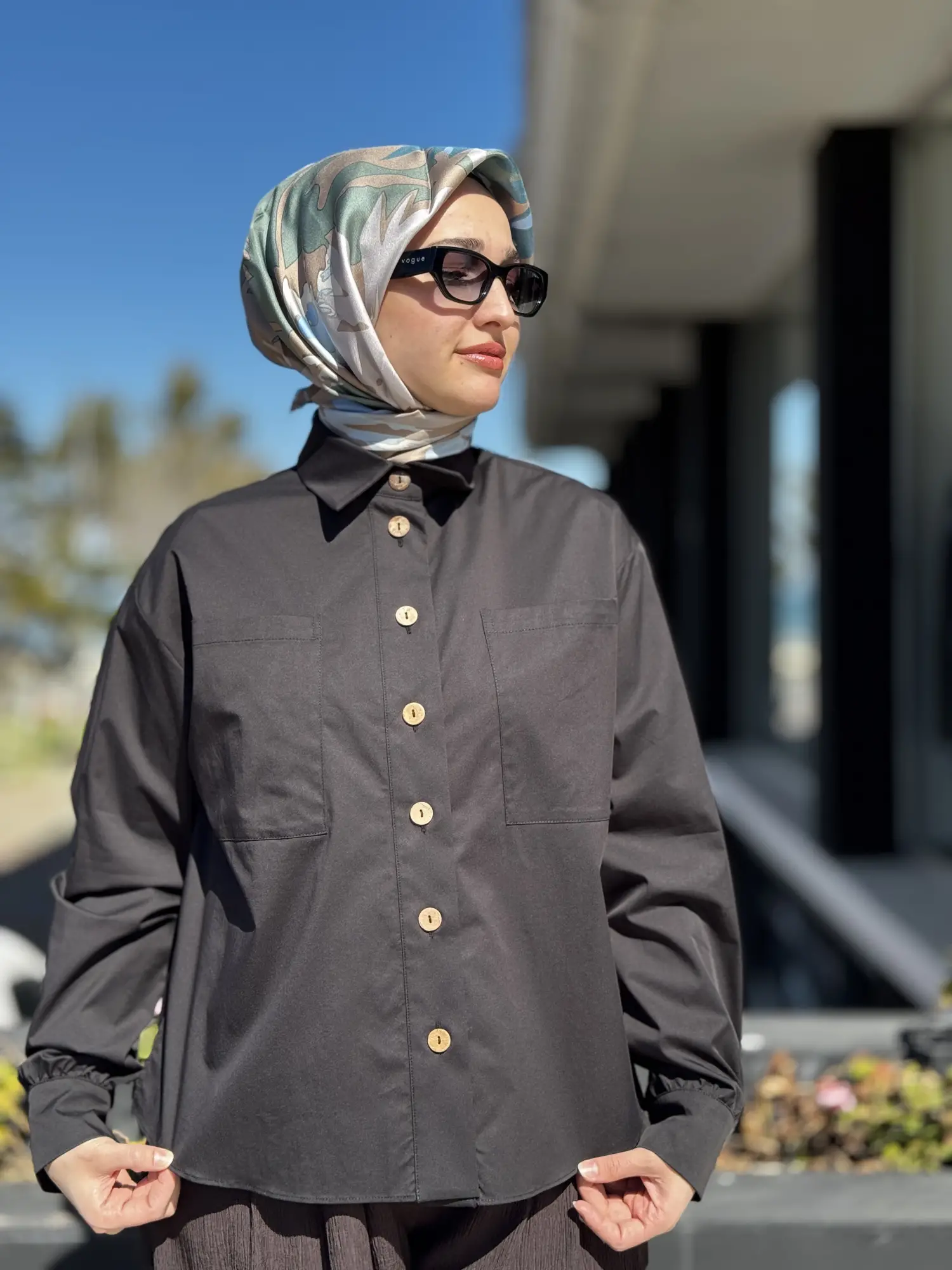 Almarwah Çift Cepli Asimetrik Poplin Gömlek 101003