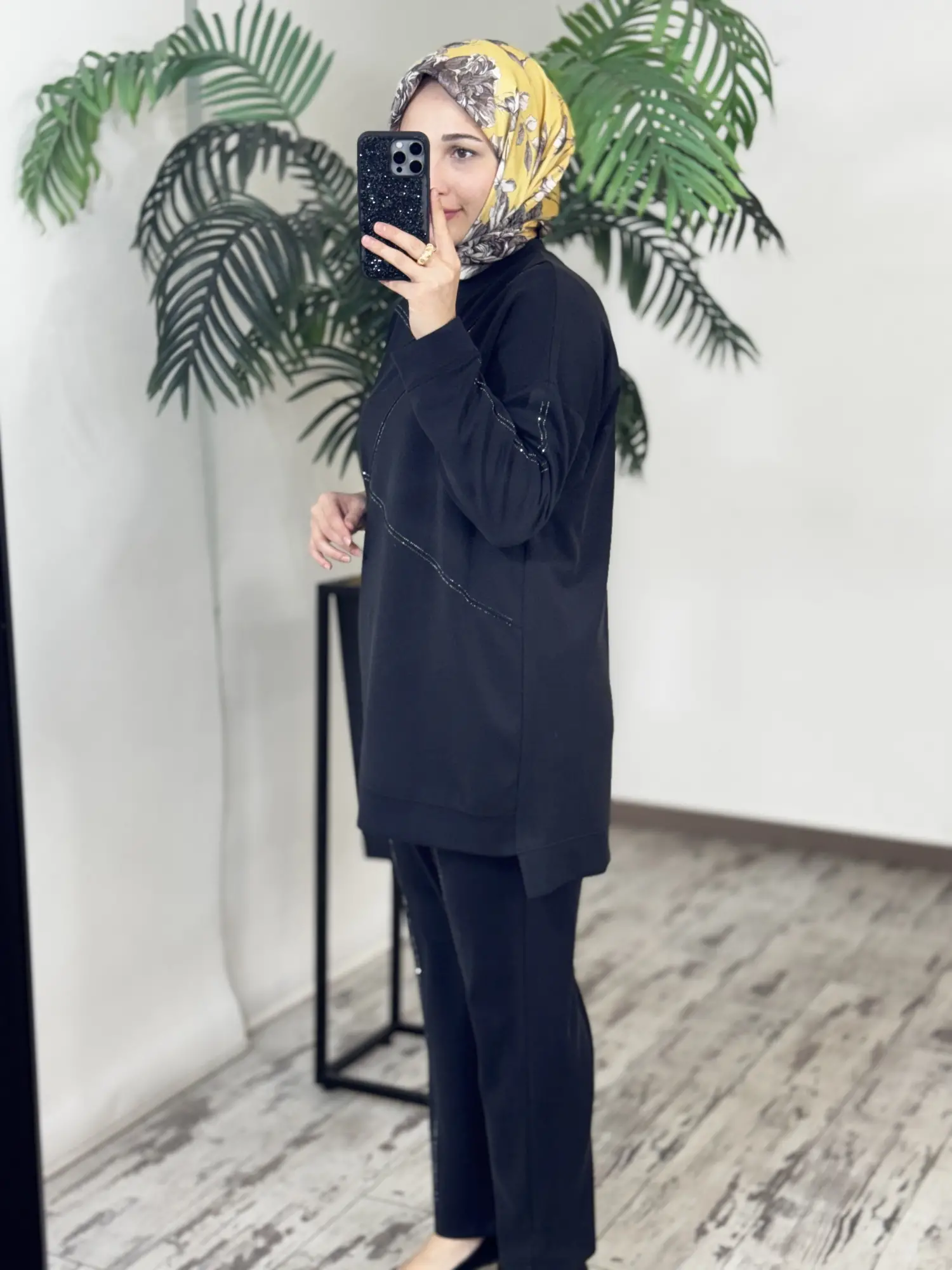 Tığ Triko Nervür ve Sıralı Taş Detaylı Tunik Pantolon Takım TKM5083