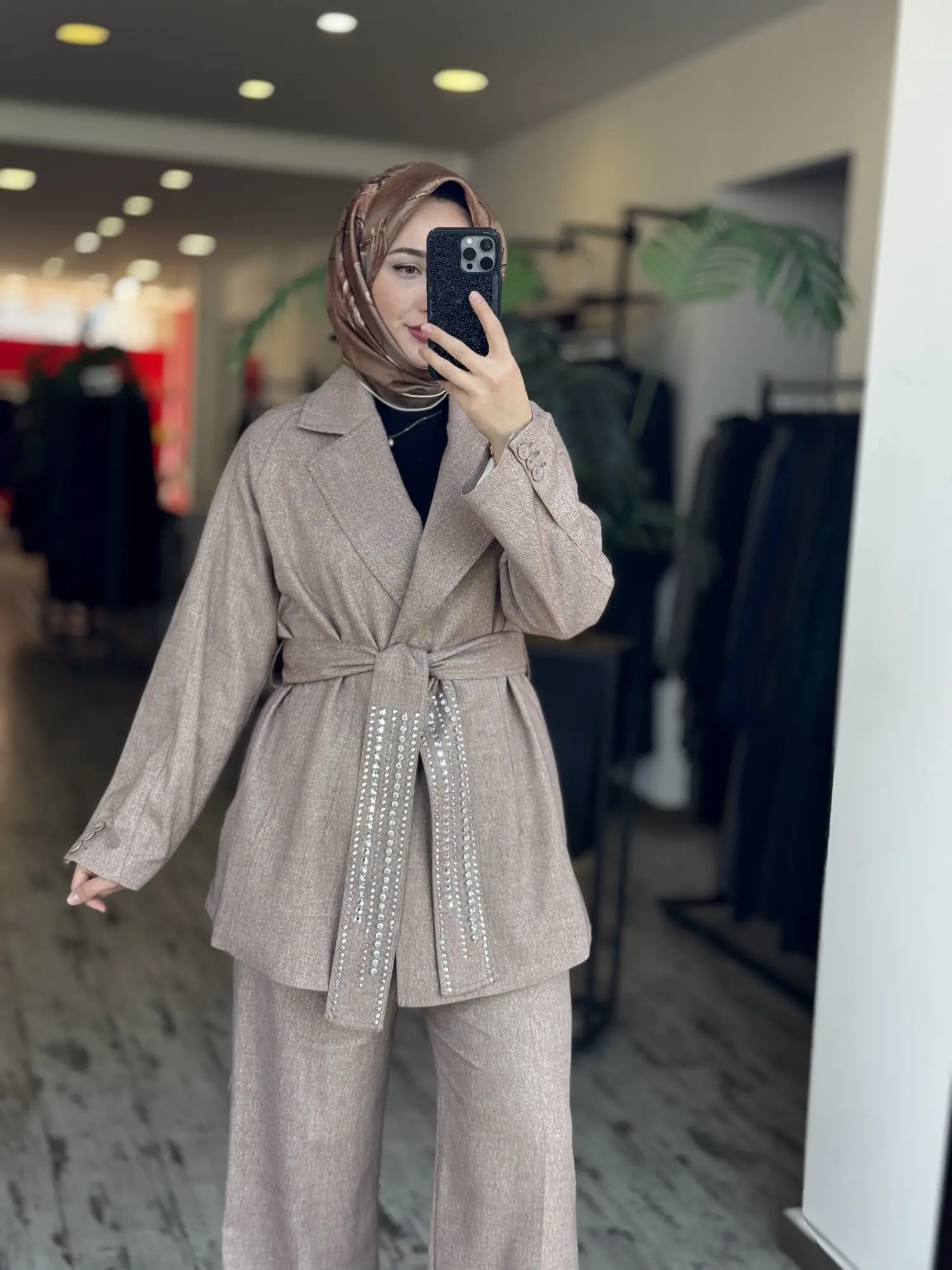 Qupra Sim Detaylı Kemeri Taşlı Ceket Pantolon Takım WAD1209