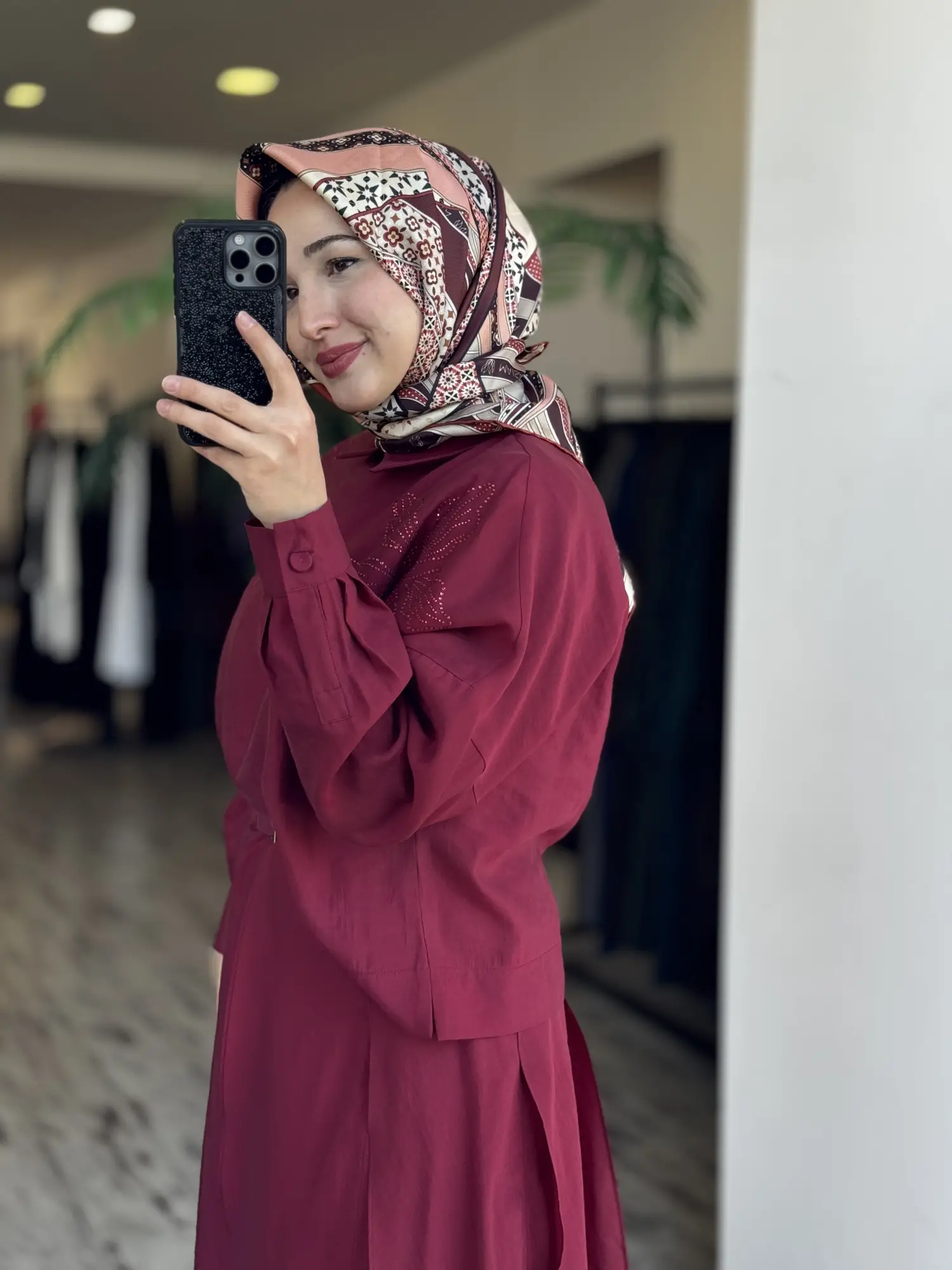 Qupra Omuzu Taşlı Parça Deteyalı Gömlek Etek Takım WAD1270