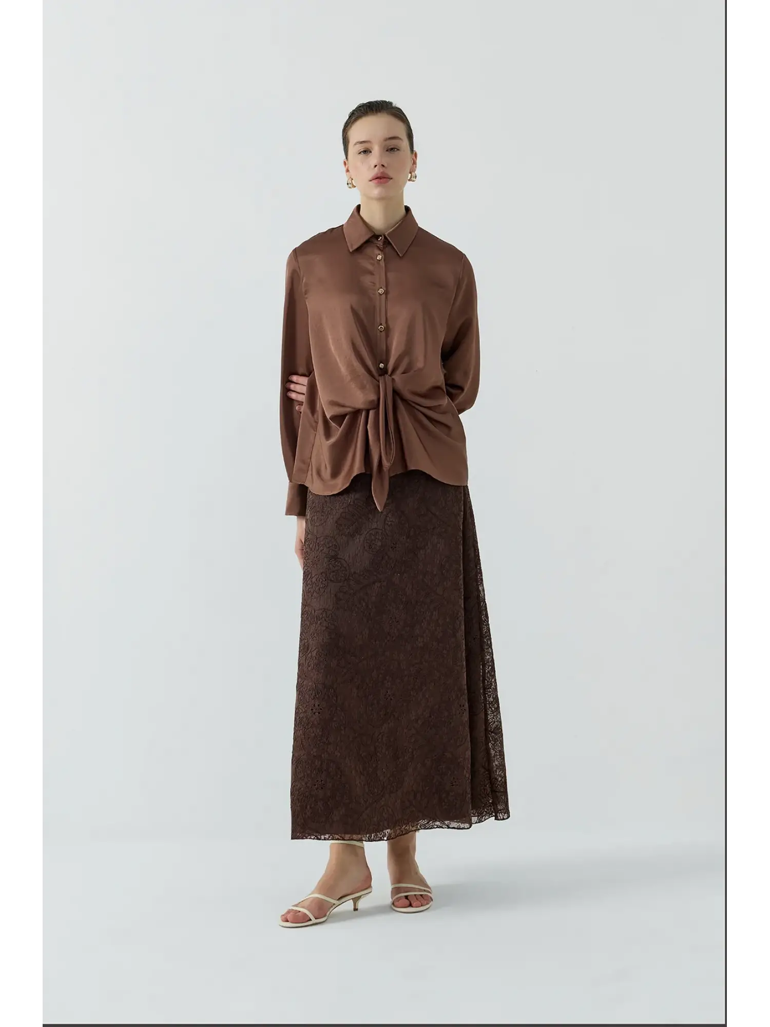 Clande Şık Saten Gömlek Güpürlü Etek Takım