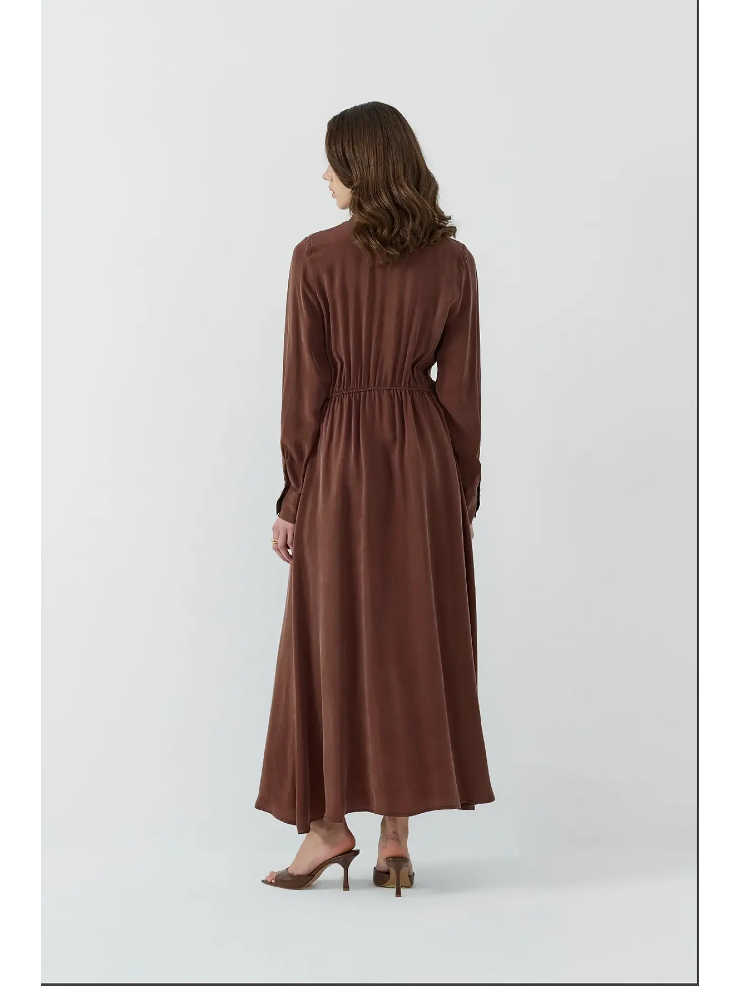 Clande Beli Bağlama Detaylı Yakası Düğmeli Cupra İpek Elbise