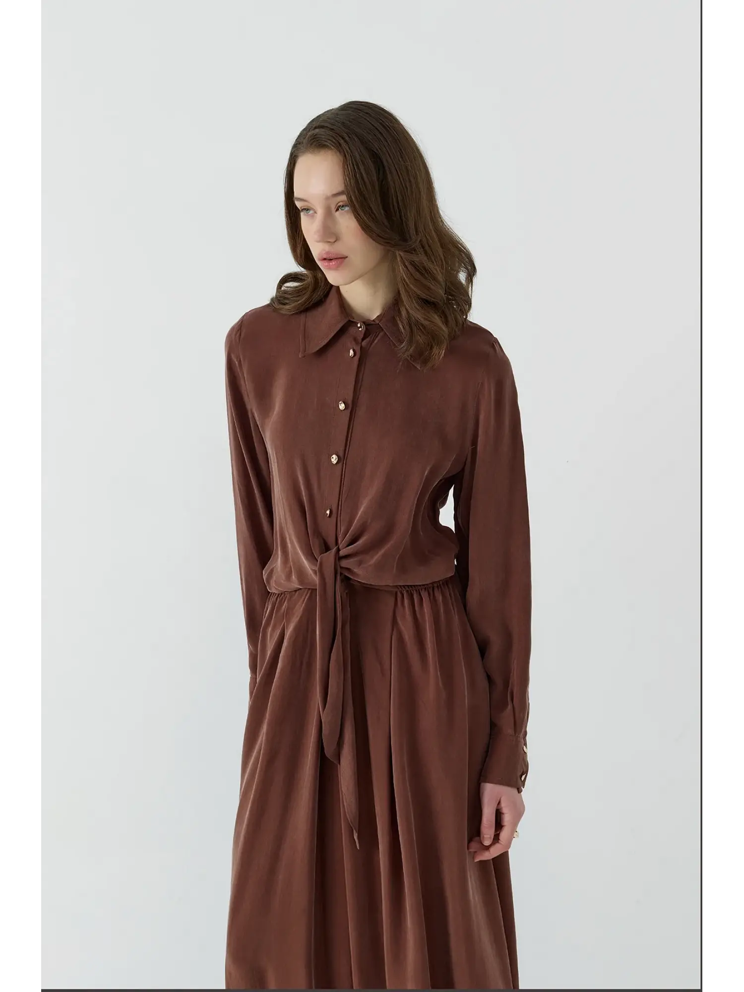 Clande Beli Bağlama Detaylı Yakası Düğmeli Cupra İpek Elbise