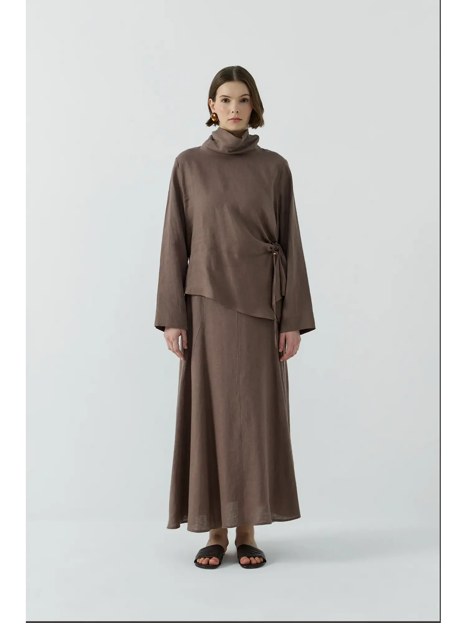 Clande Büzgü Detaylı Asimetrik Keten Etek Bluz Takım