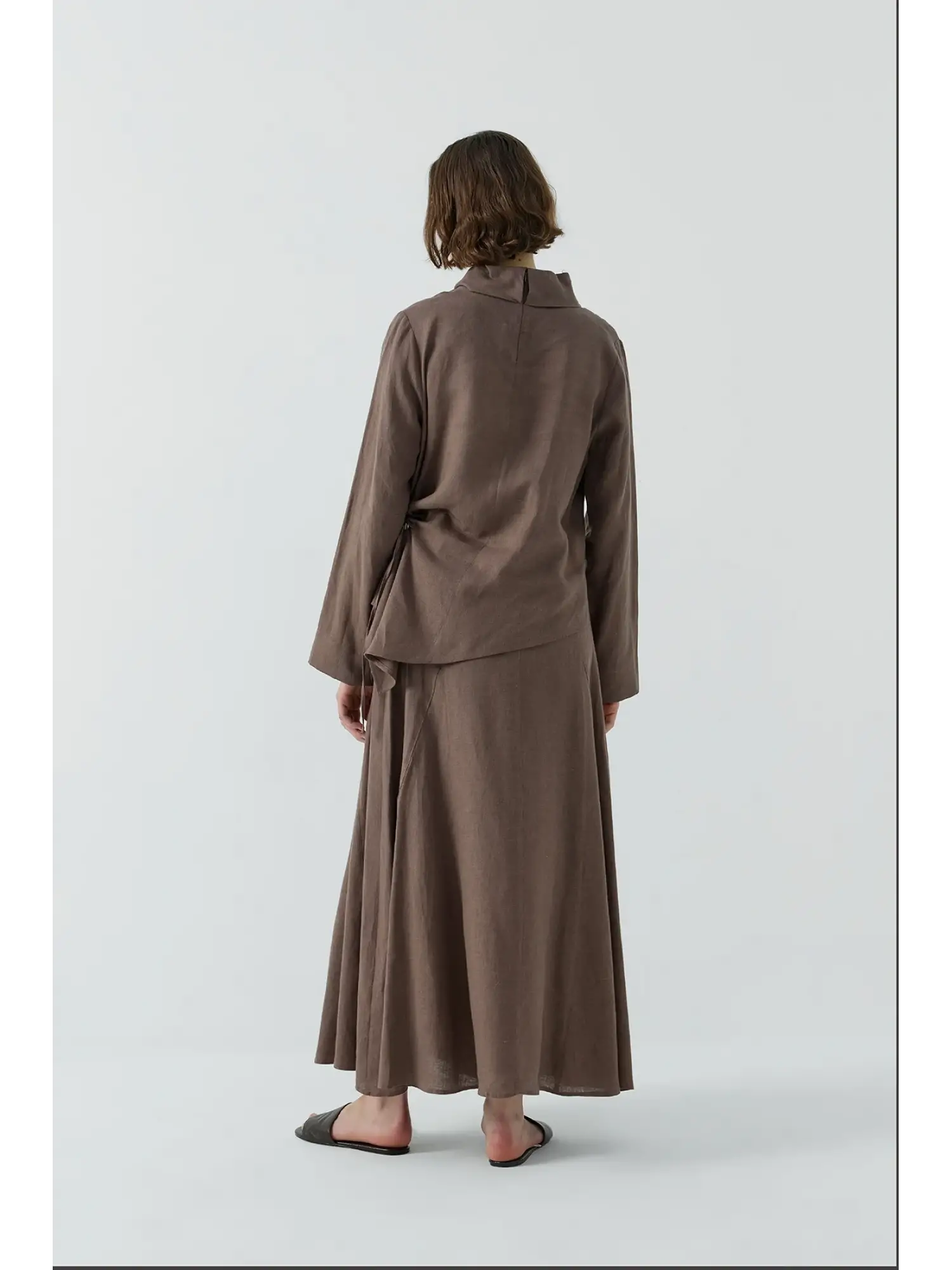 Clande Büzgü Detaylı Asimetrik Keten Etek Bluz Takım