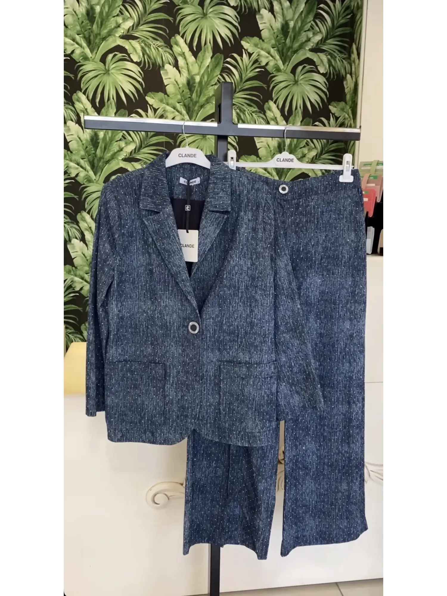 Clande Taş Detaylı Denim Pantolon