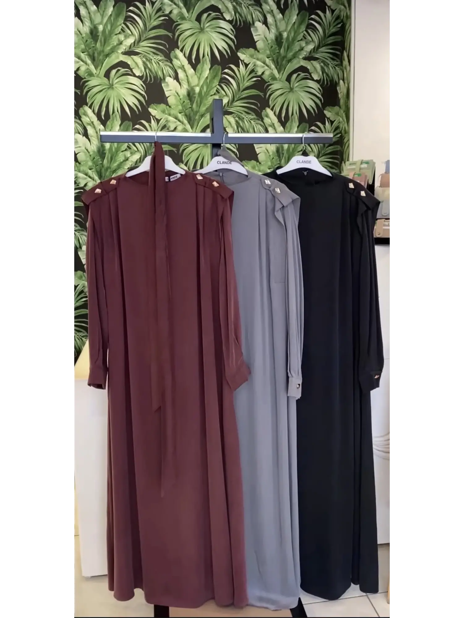 Clande Omuz Manşet Detaylı Cupra İpek Elbise