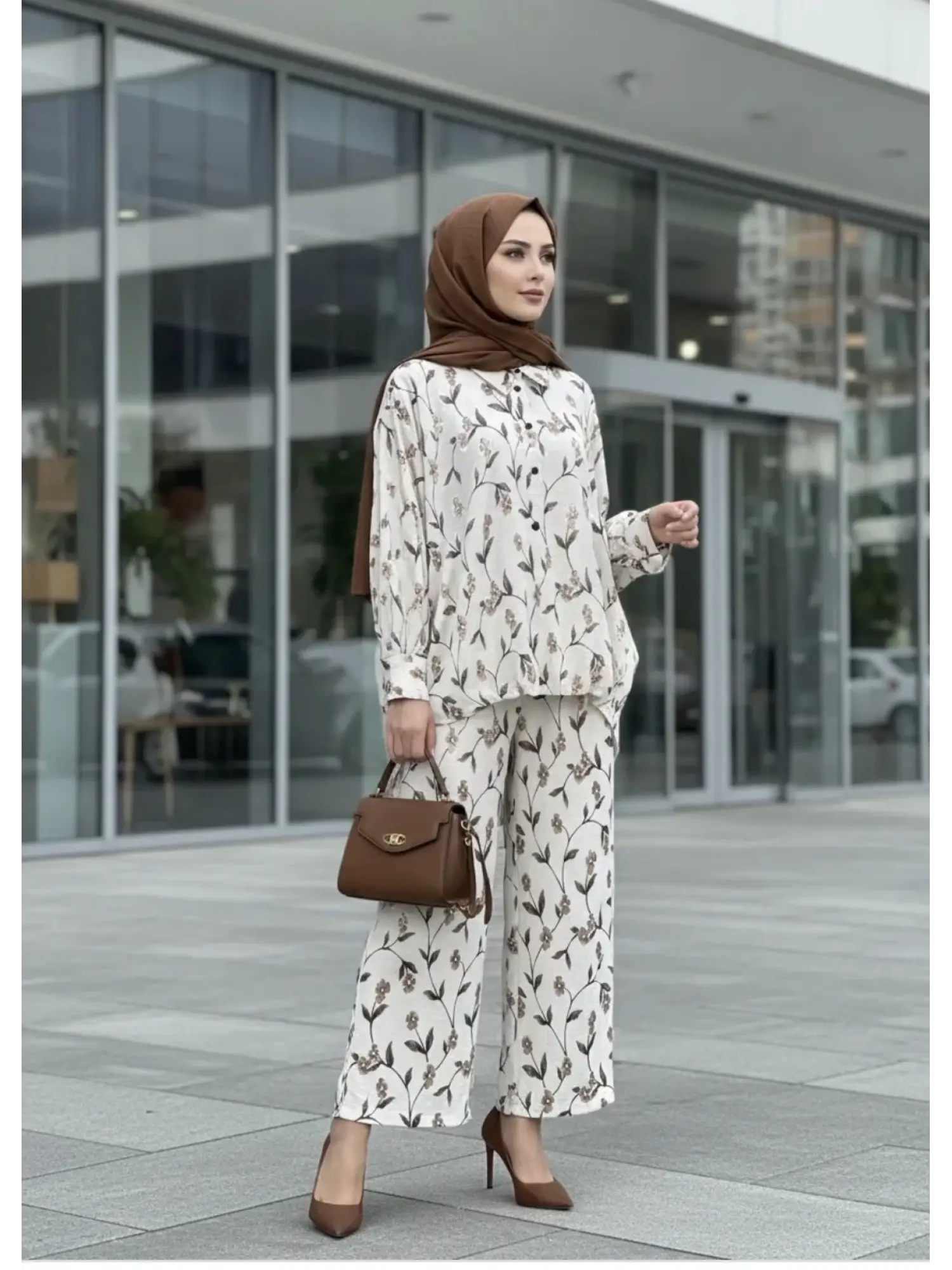 Vuu Jakarlı Çiçek Desenli Tunik Pantolon Takım