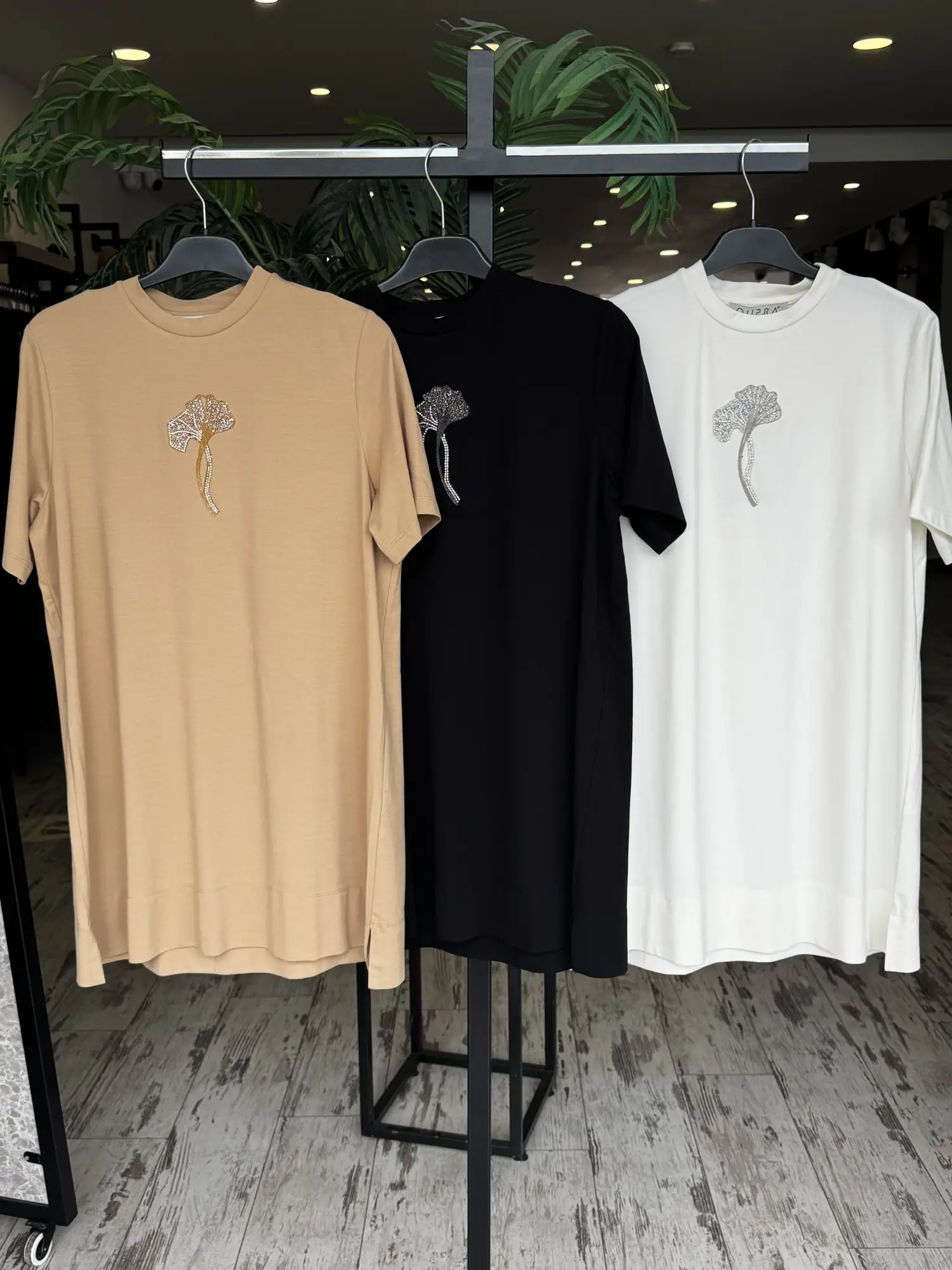 Qupra Önü Taş Detaylı Kısa Kollu Modal Penye Tshırt/Tunik WAD1410