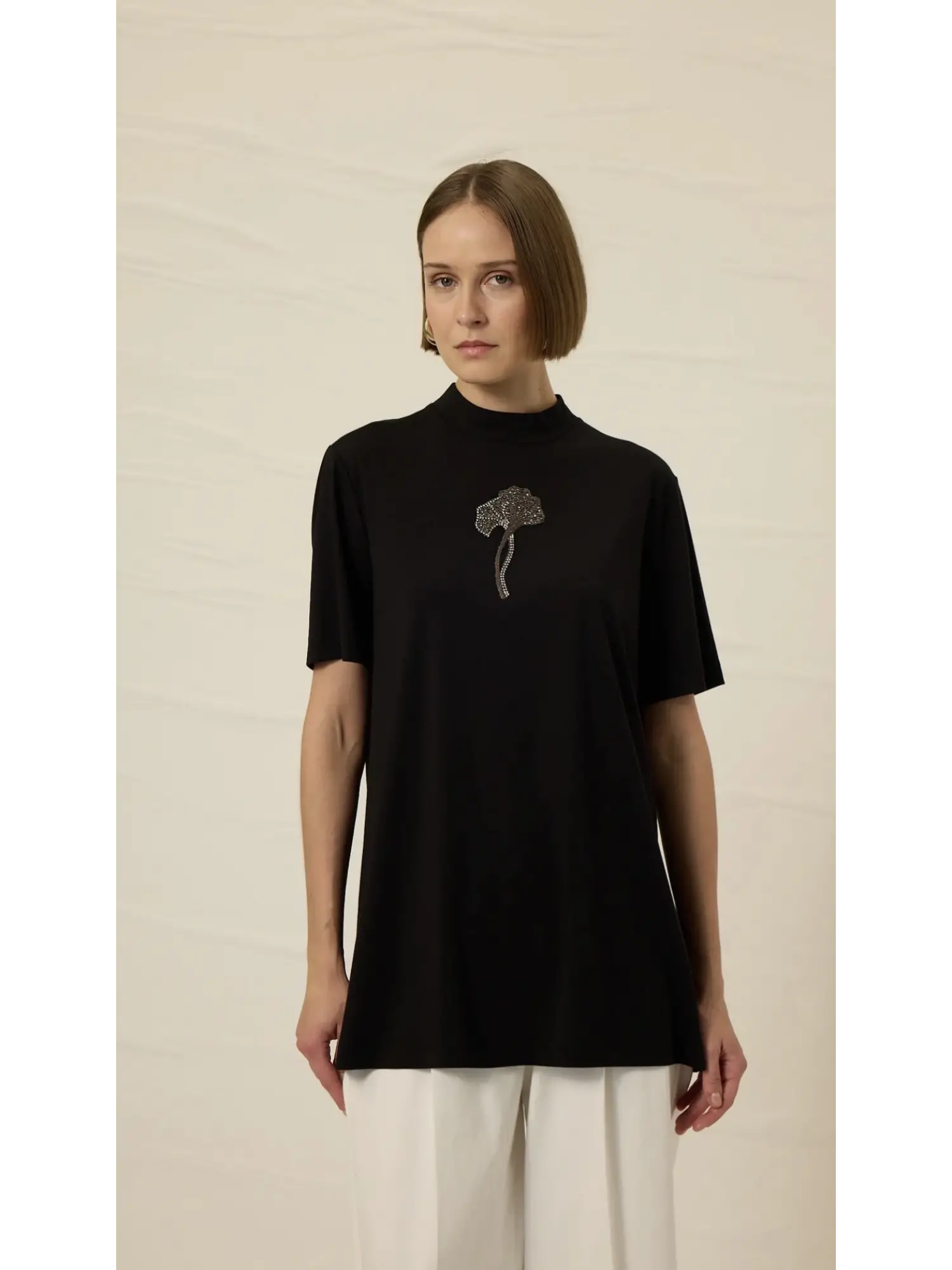 Qupra Önü Taş Detaylı Kısa Kollu Modal Penye Tshırt/Tunik WAD1410