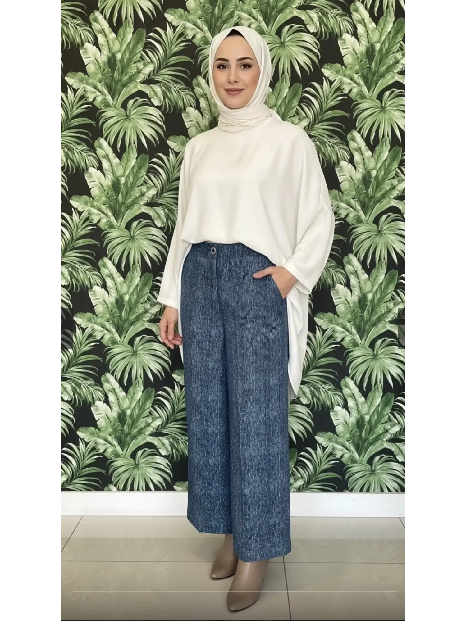 Clande Taş Detaylı Denim Pantolon