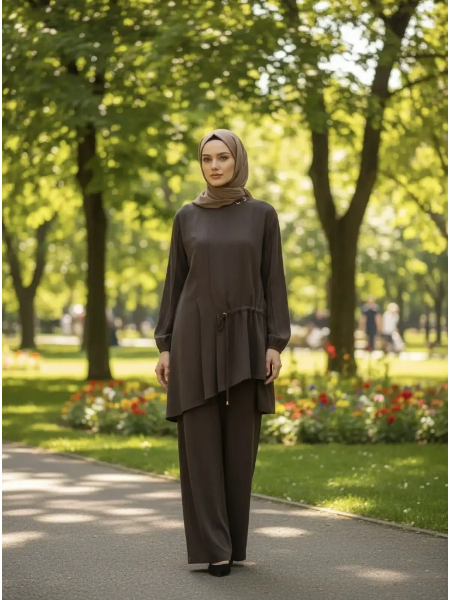 Clande Cupra İpek Asimetrik Kesim Bluz Havuç Pantolon Takım