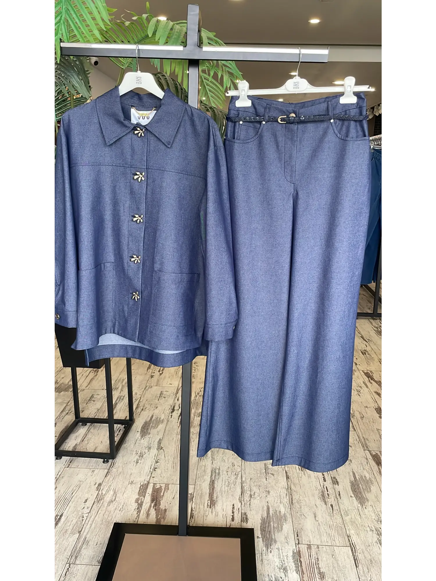 Vuu Gold Düğme Aksesuarlı Denim Ceket Kemerli Pantolon Takım