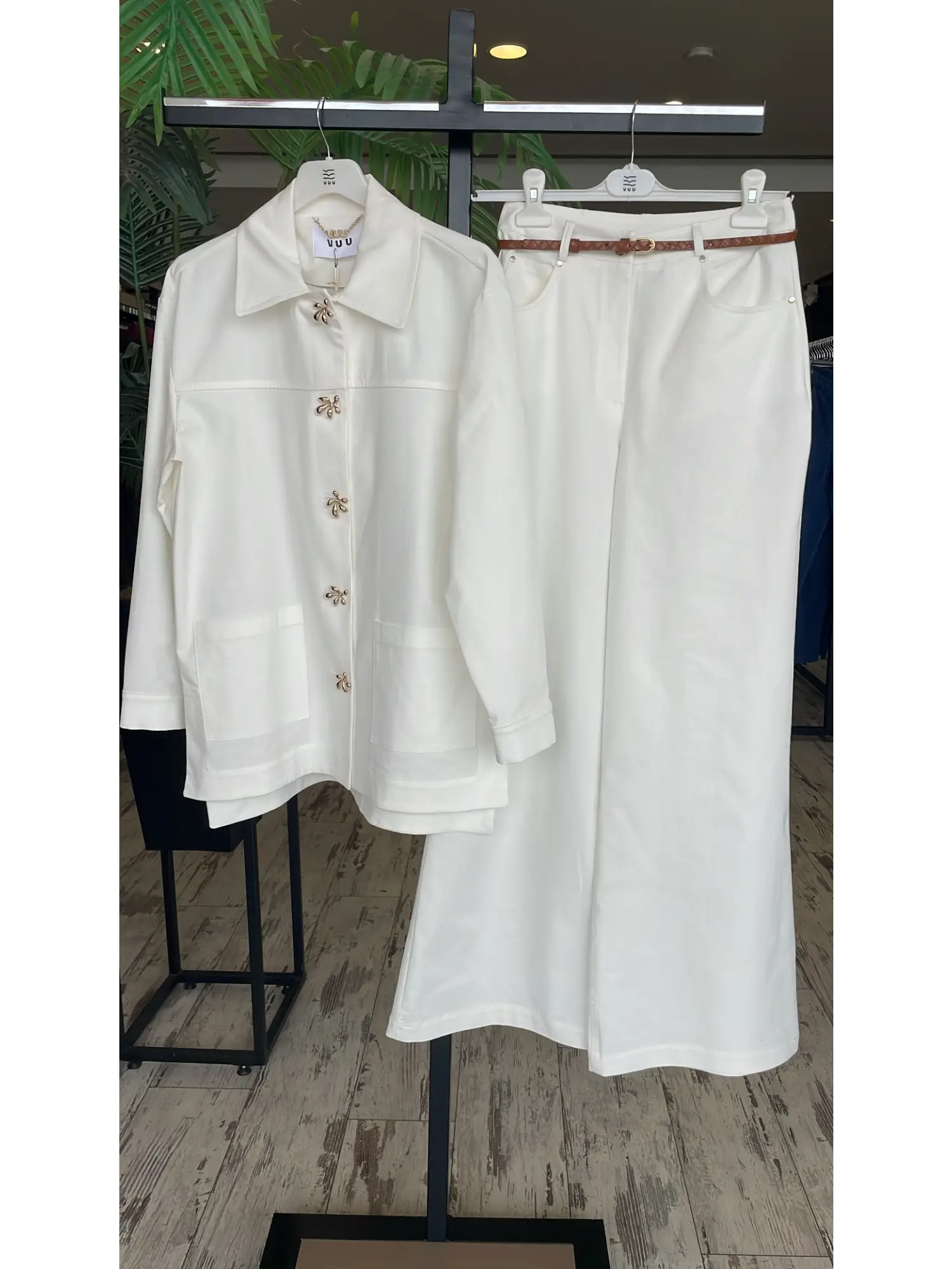 Vuu Gold Düğme Aksesuarlı Denim Ceket Kemerli Pantolon Takım