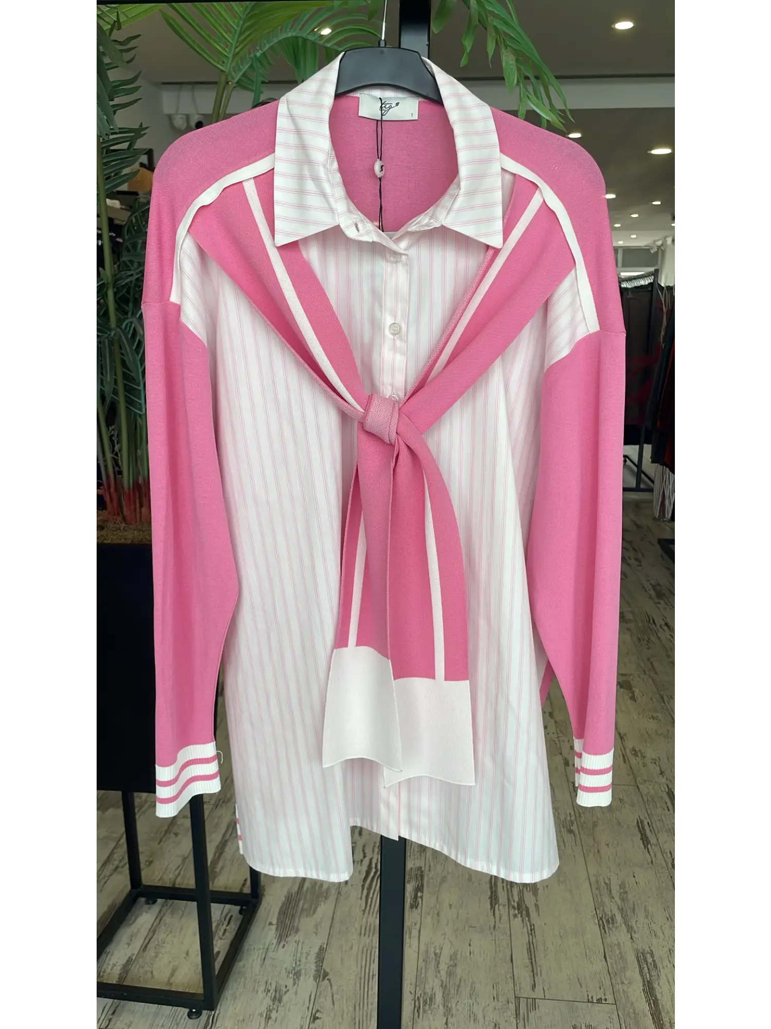 Tığ Triko Önden Bağlamalı Triko Detaylı Gömlek GML22125