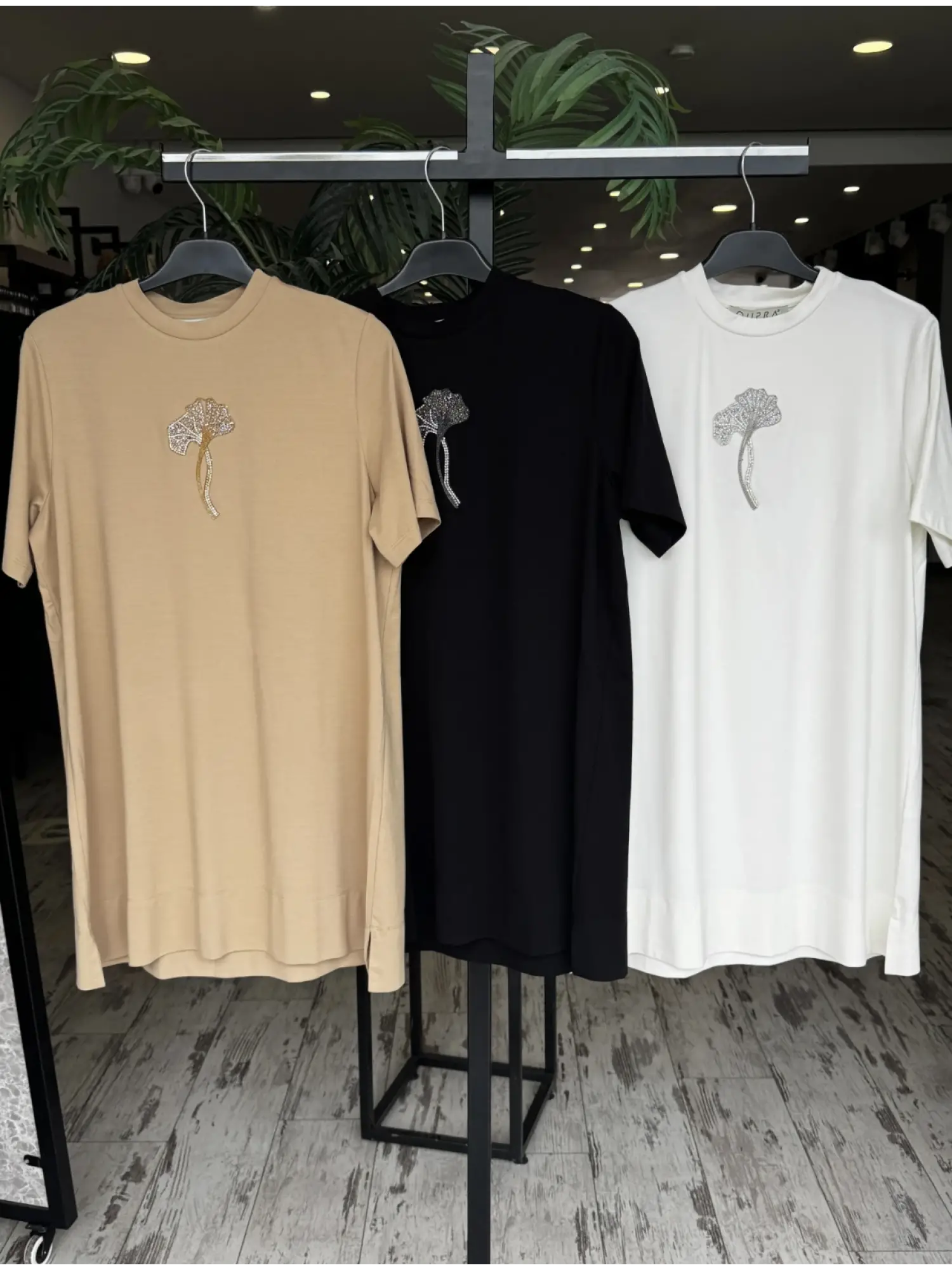 Qupra Önü Taş Detaylı Kısa Kollu Modal Penye Tshırt/Tunik WAD1410