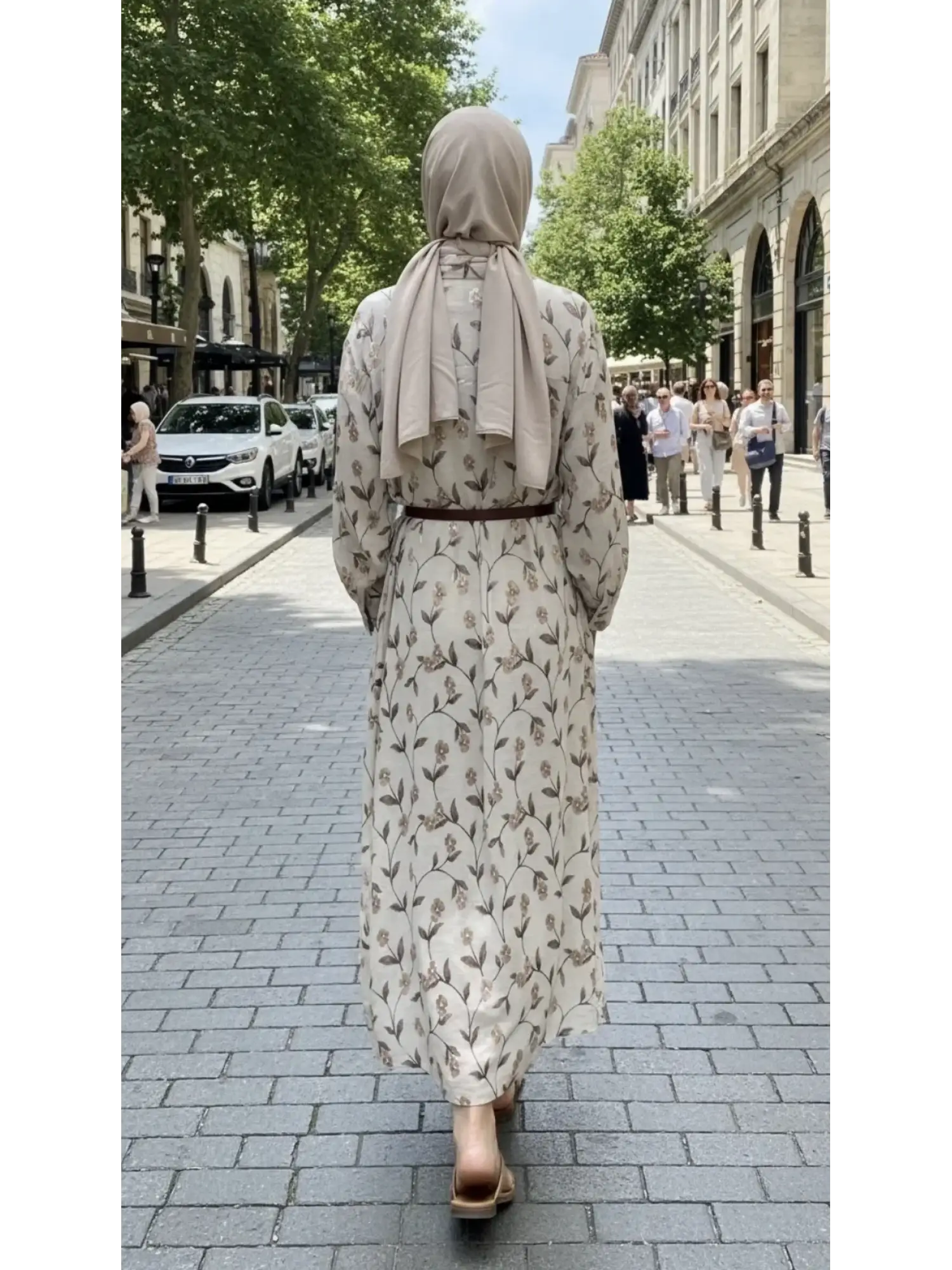 Vuu Jakarlı Çiçek Desenli Kemerli Elbise