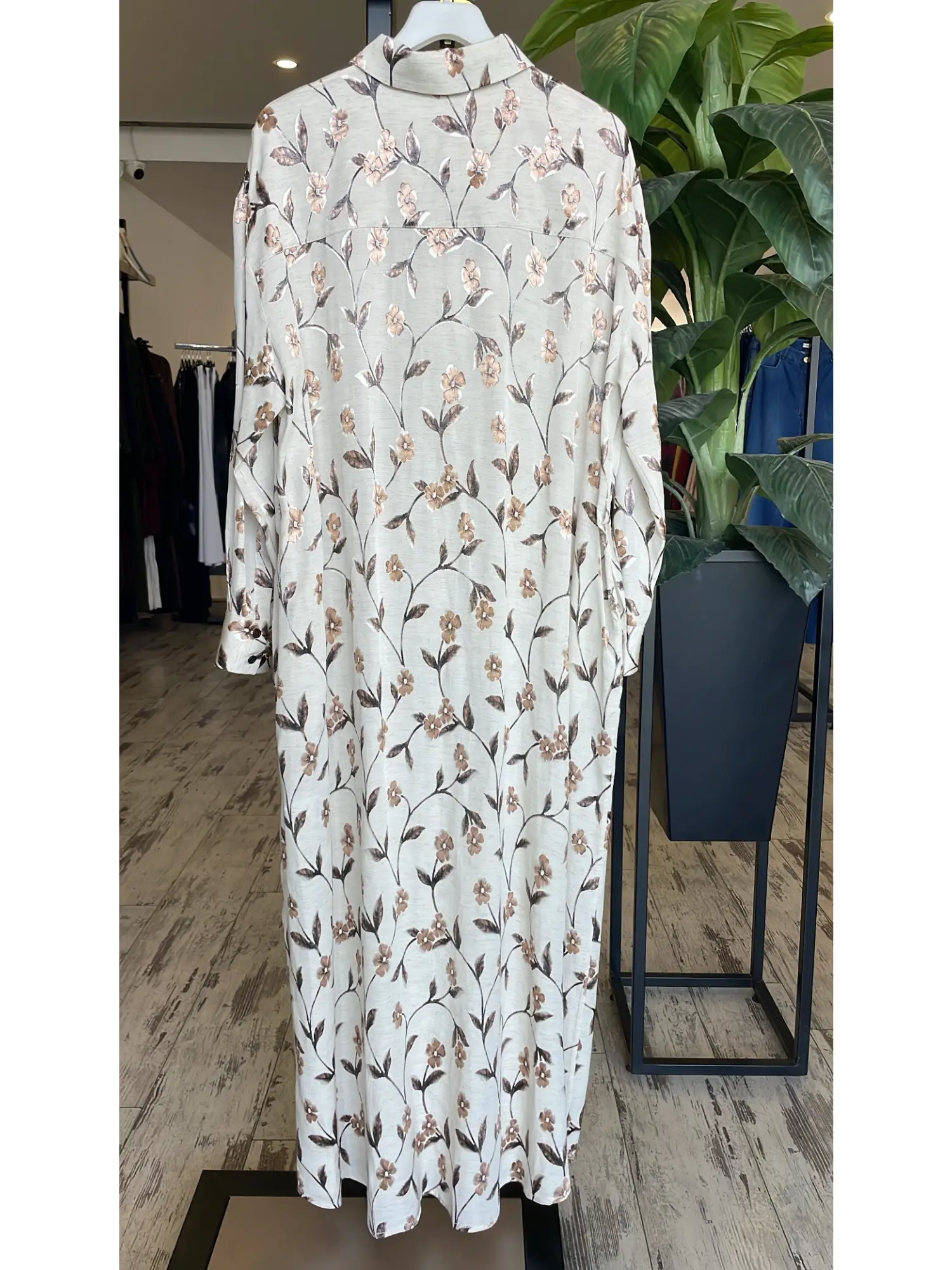 Vuu Jakarlı Çiçek Desenli Kemerli Elbise