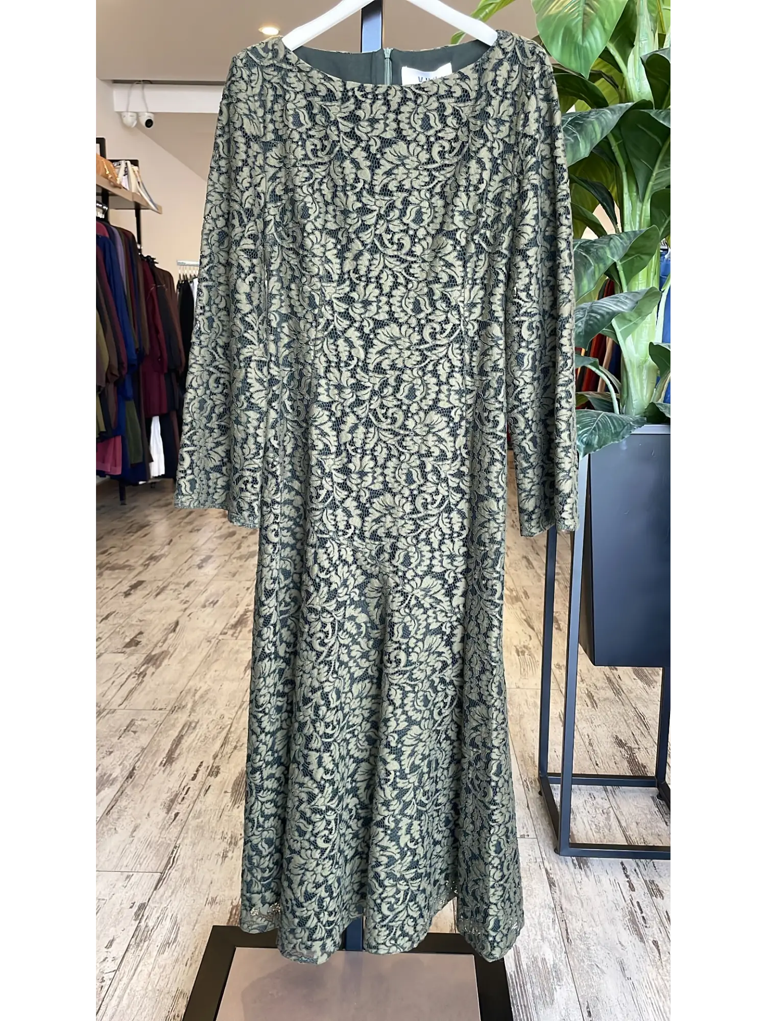 Vuu Eteği Verev Kemerli Dantel Elbise